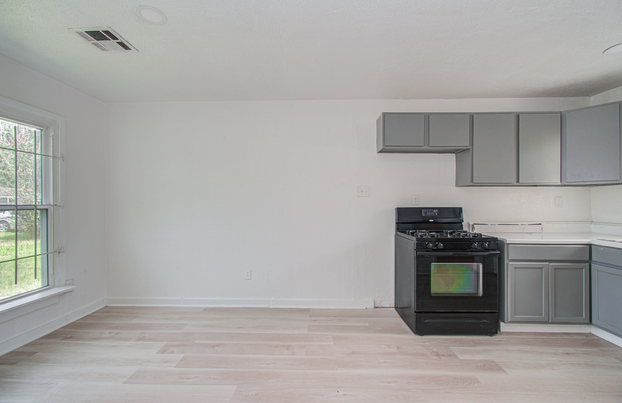 7622 Delavan Drive Property Photo 20