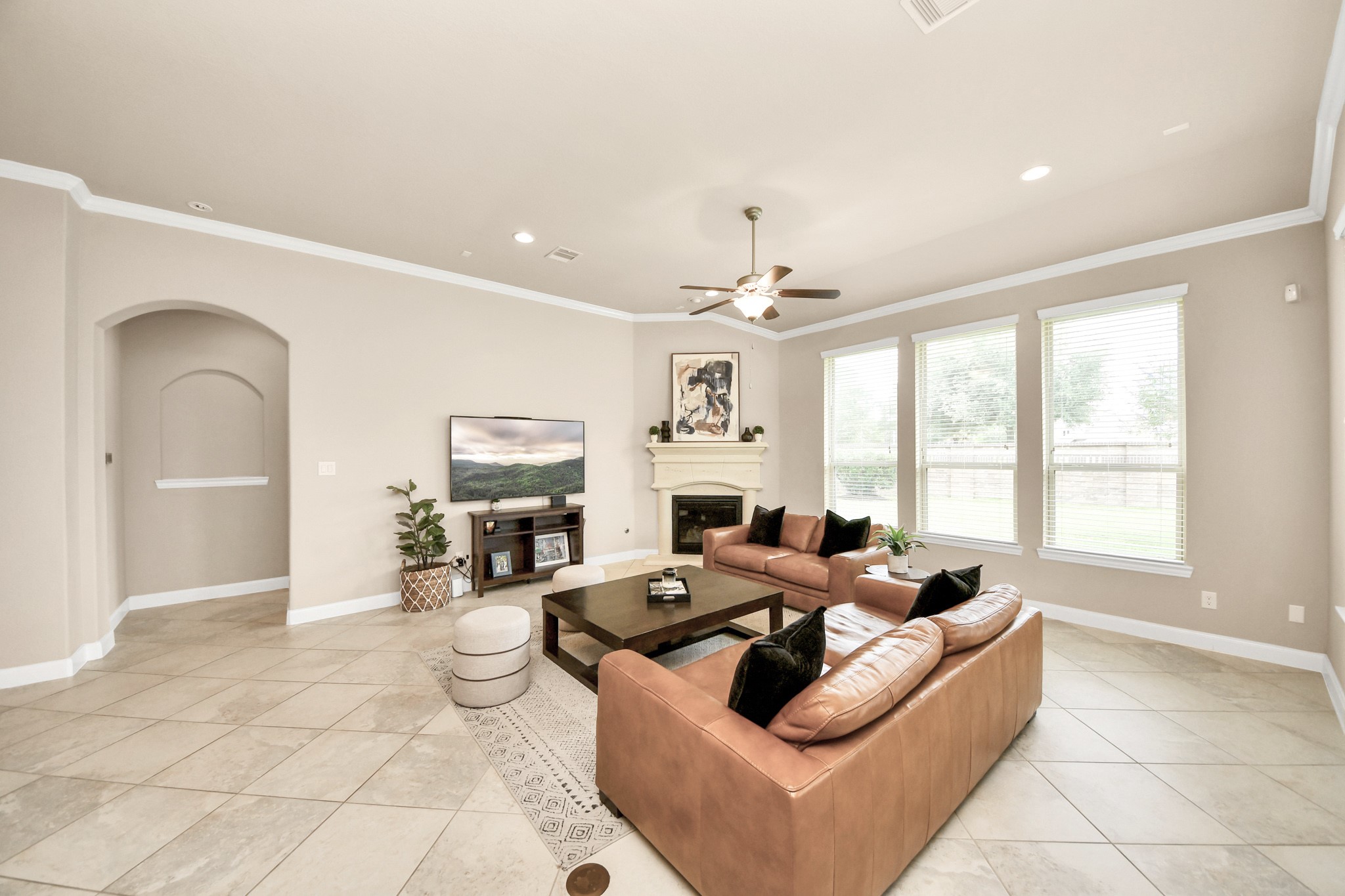 4407 Calvet Forest Drive Property Photo 14