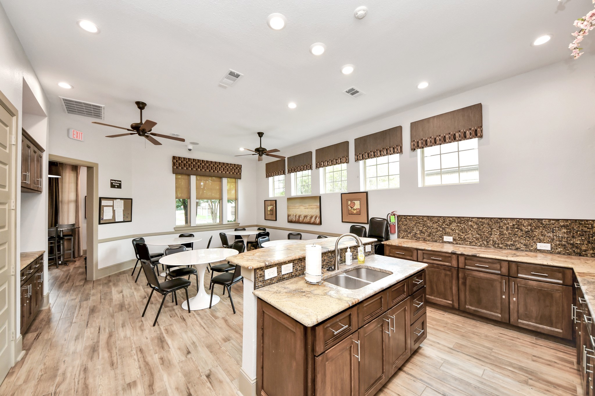 4407 Calvet Forest Drive Property Photo 45