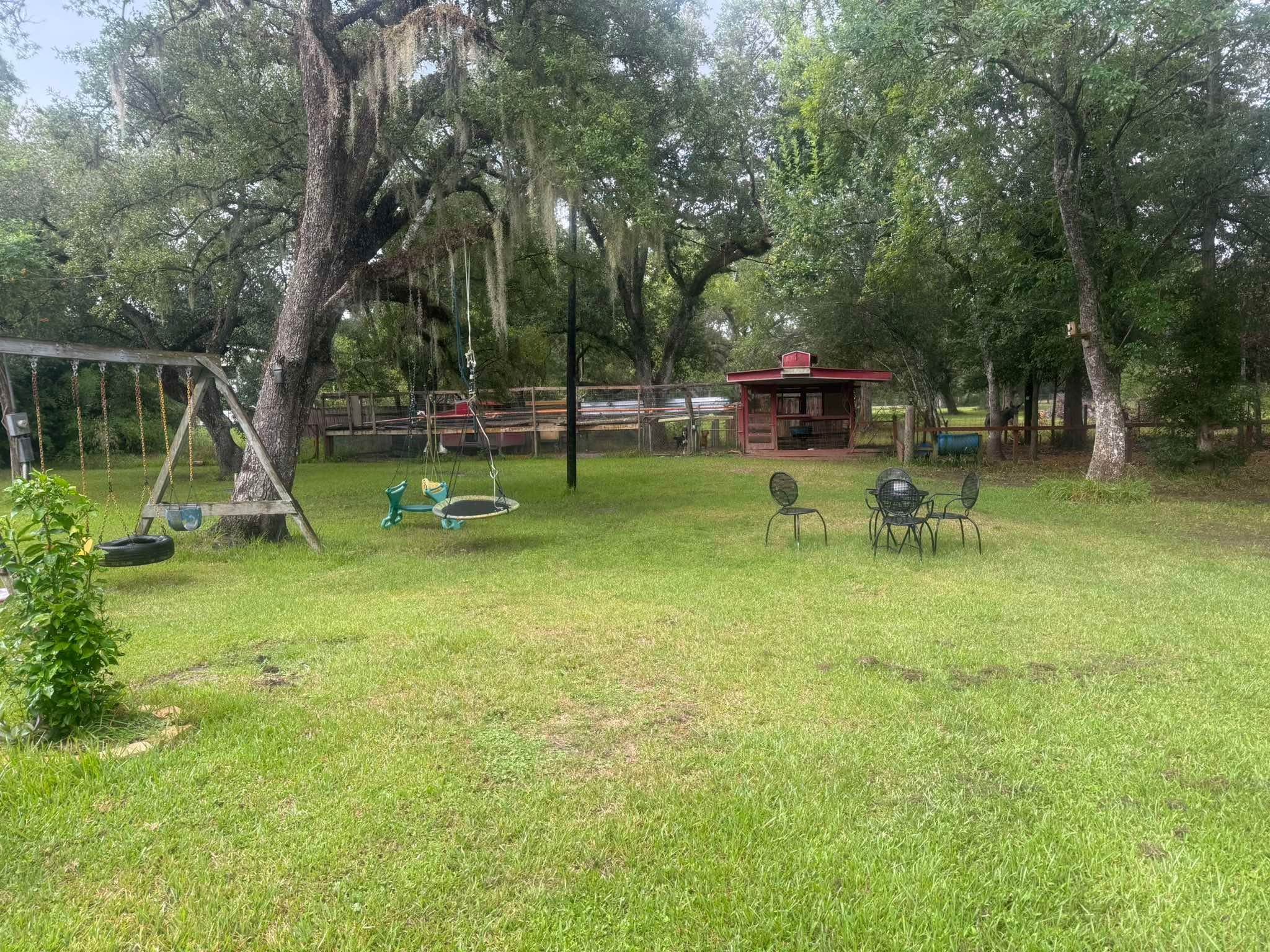 20702 Live Oak Dr Property Photo 12
