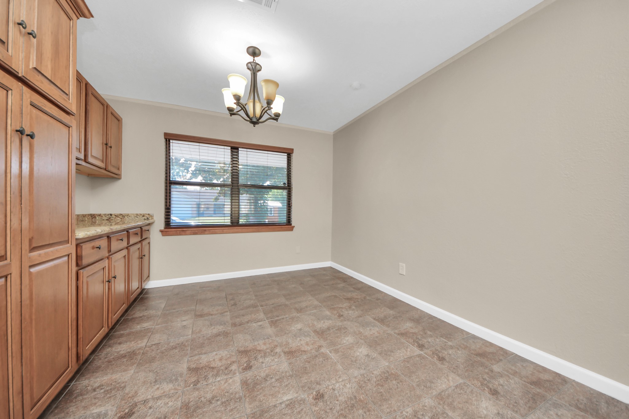 4210 Justin Lane Property Photo 13