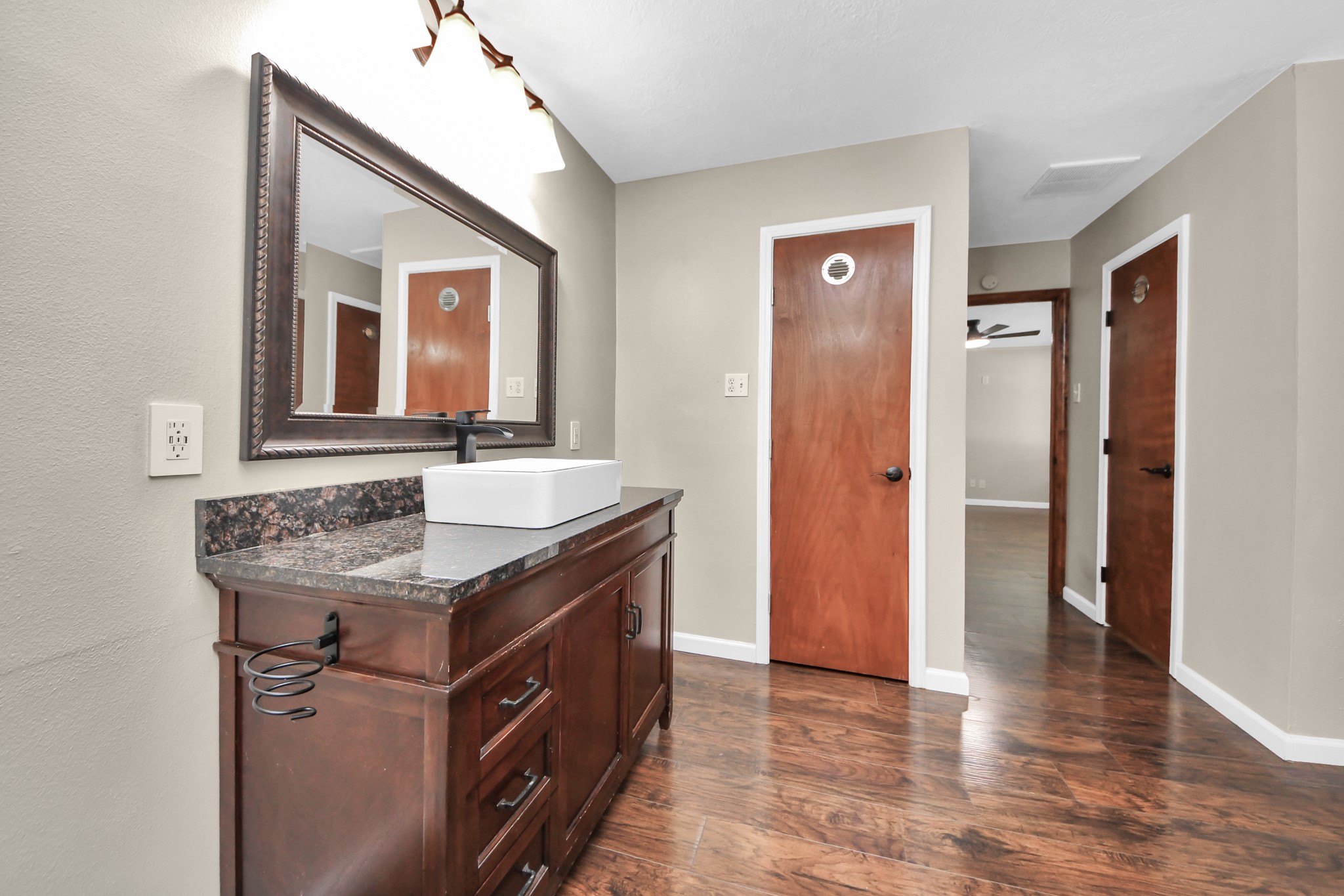 4210 Justin Lane Property Photo 25