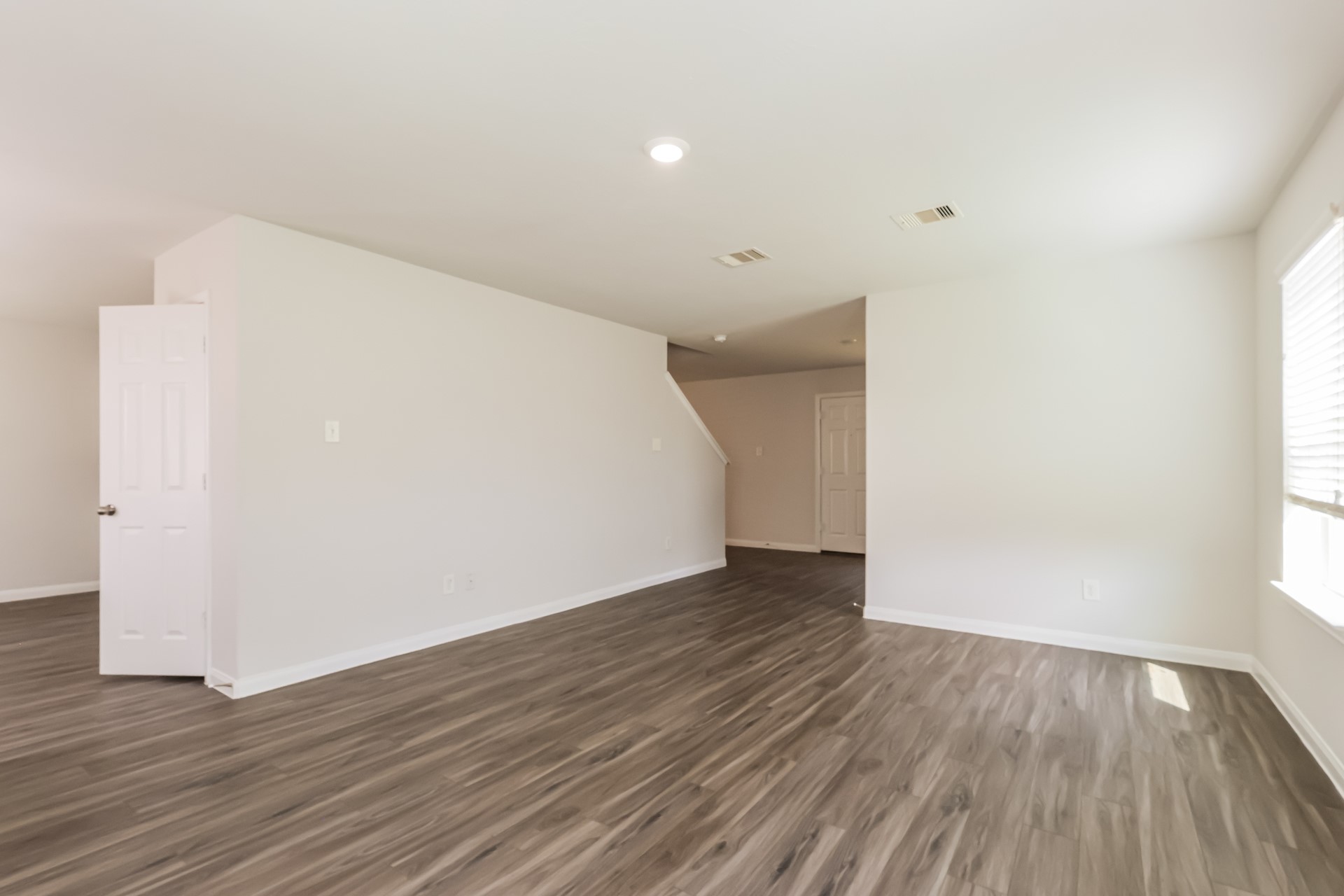 2438 Gibbs Bend Court Property Photo 9
