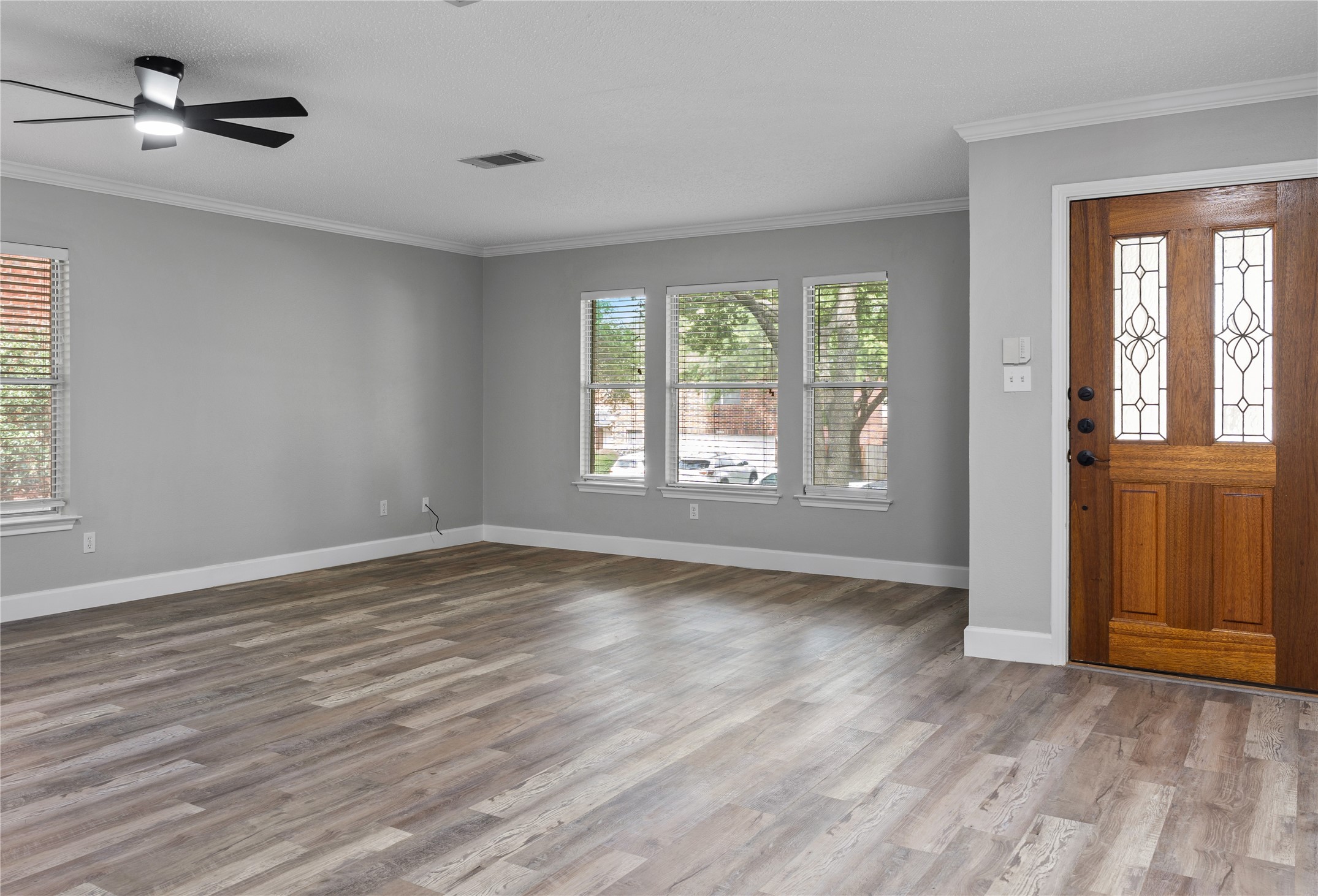 10905 Claywood Drive Property Photo 7