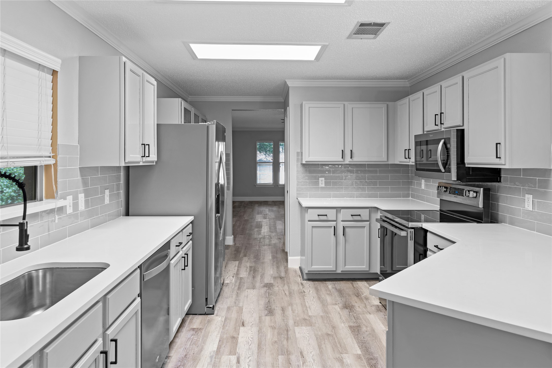 10905 Claywood Drive Property Photo 15