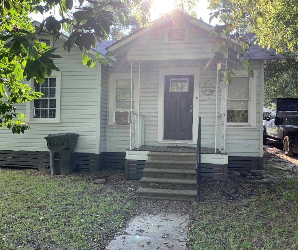 423 3rd Street Property Photo 1