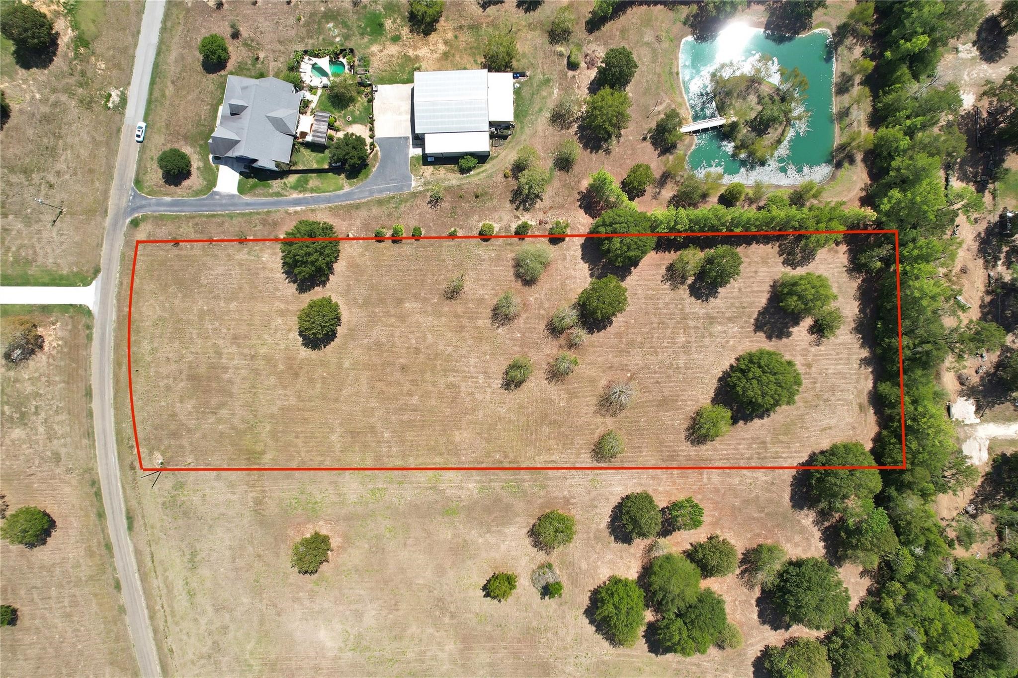 L8 Air Park Drive Property Photo 9