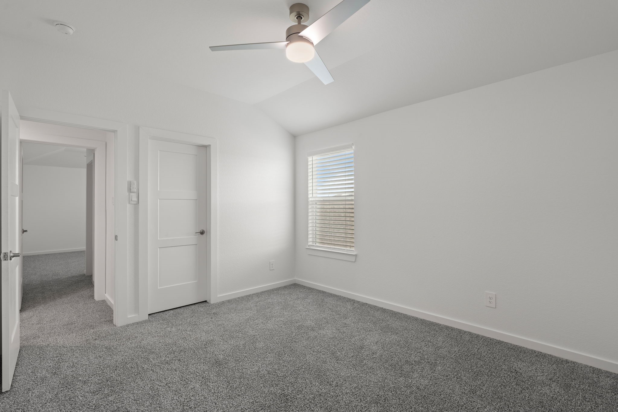 22503 Modica Rift Lane Property Photo 31