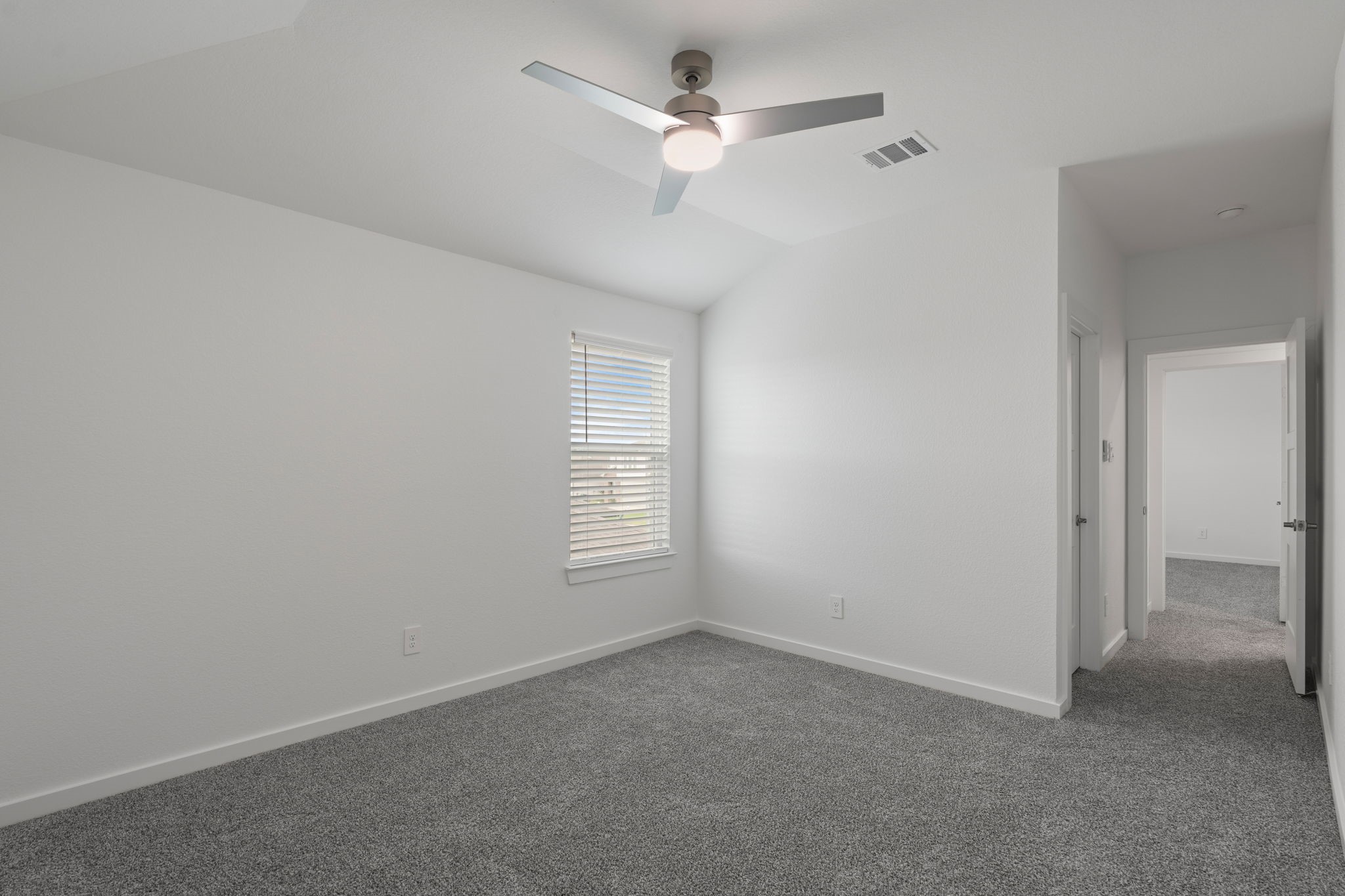 22503 Modica Rift Lane Property Photo 32