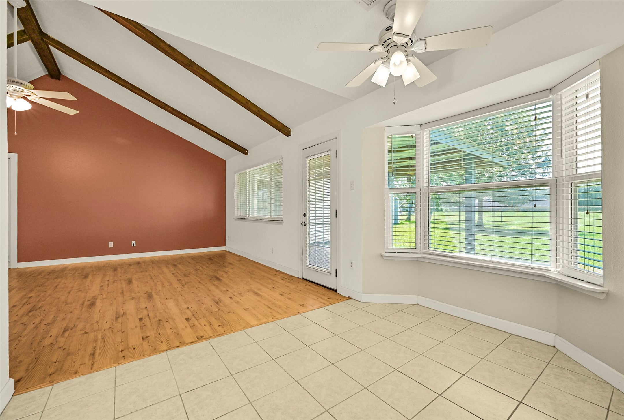 2003 Kingsway Drive Property Photo 6