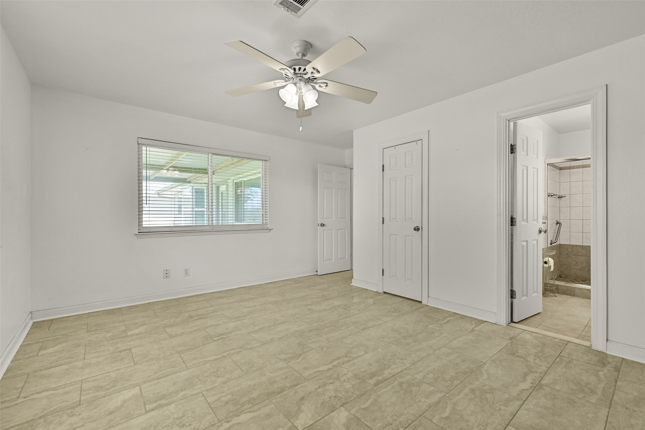 2003 Kingsway Drive Property Photo 20