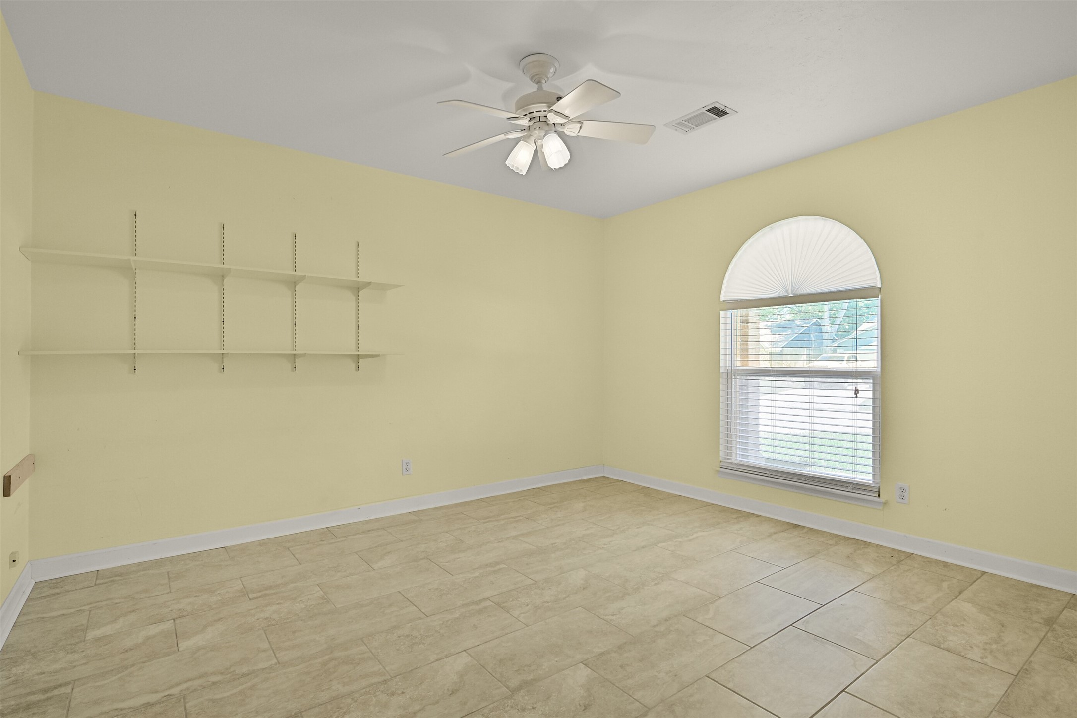 2003 Kingsway Drive Property Photo 24