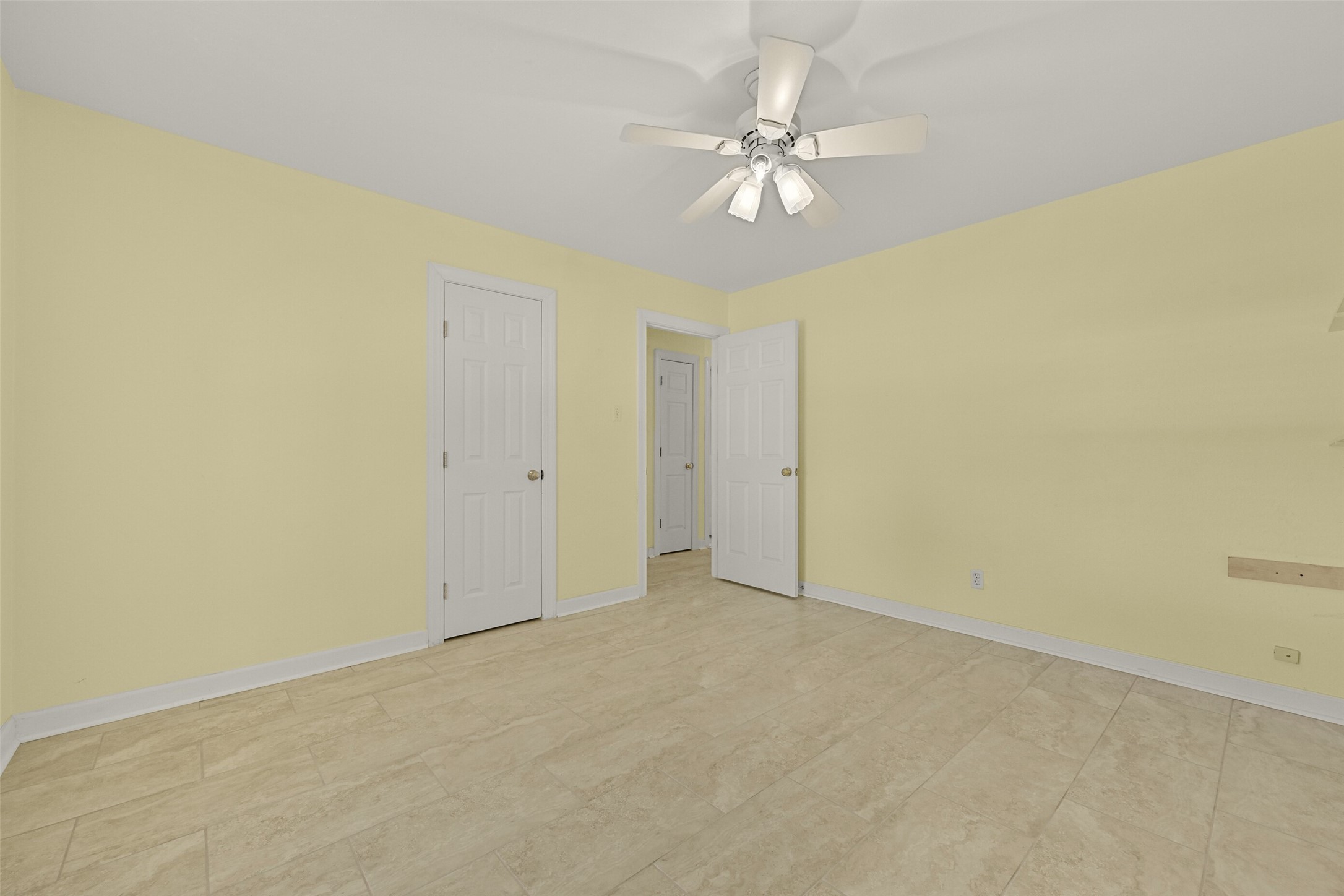 2003 Kingsway Drive Property Photo 25