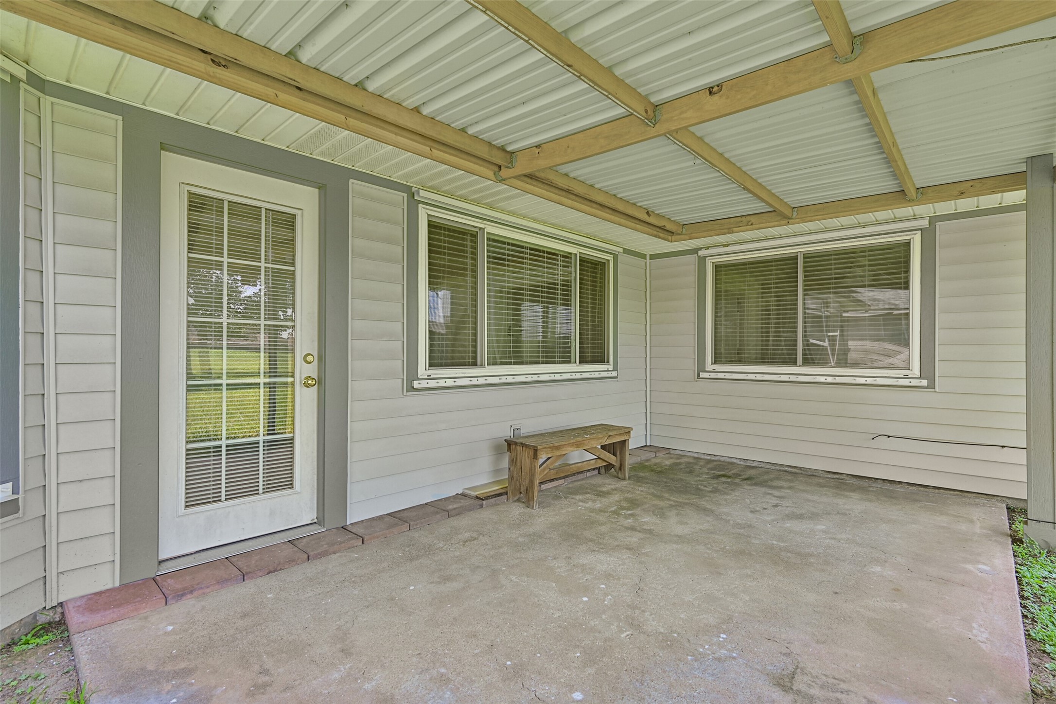 2003 Kingsway Drive Property Photo 33