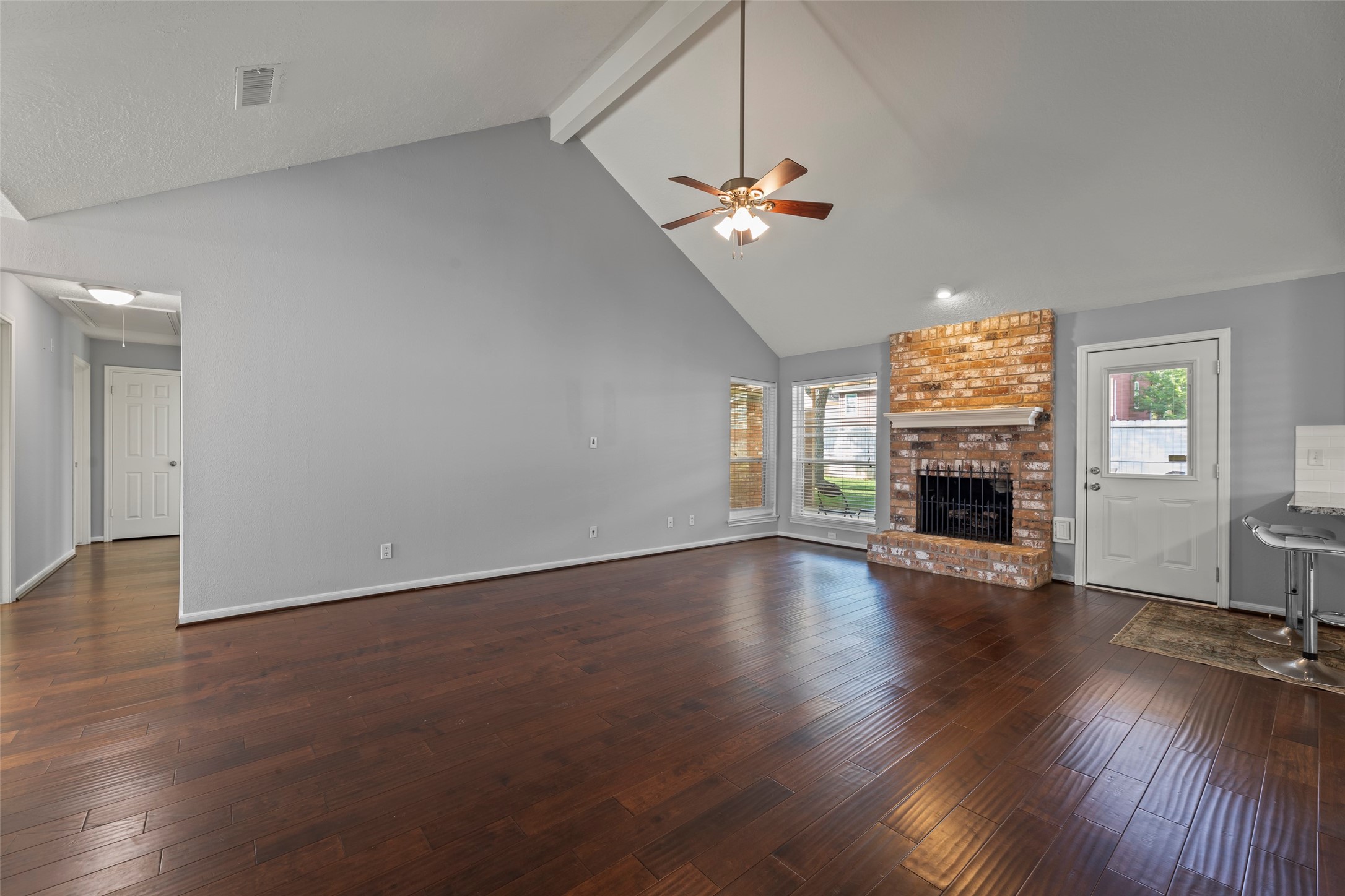 1019 Sugar Mountain Court Property Photo 6