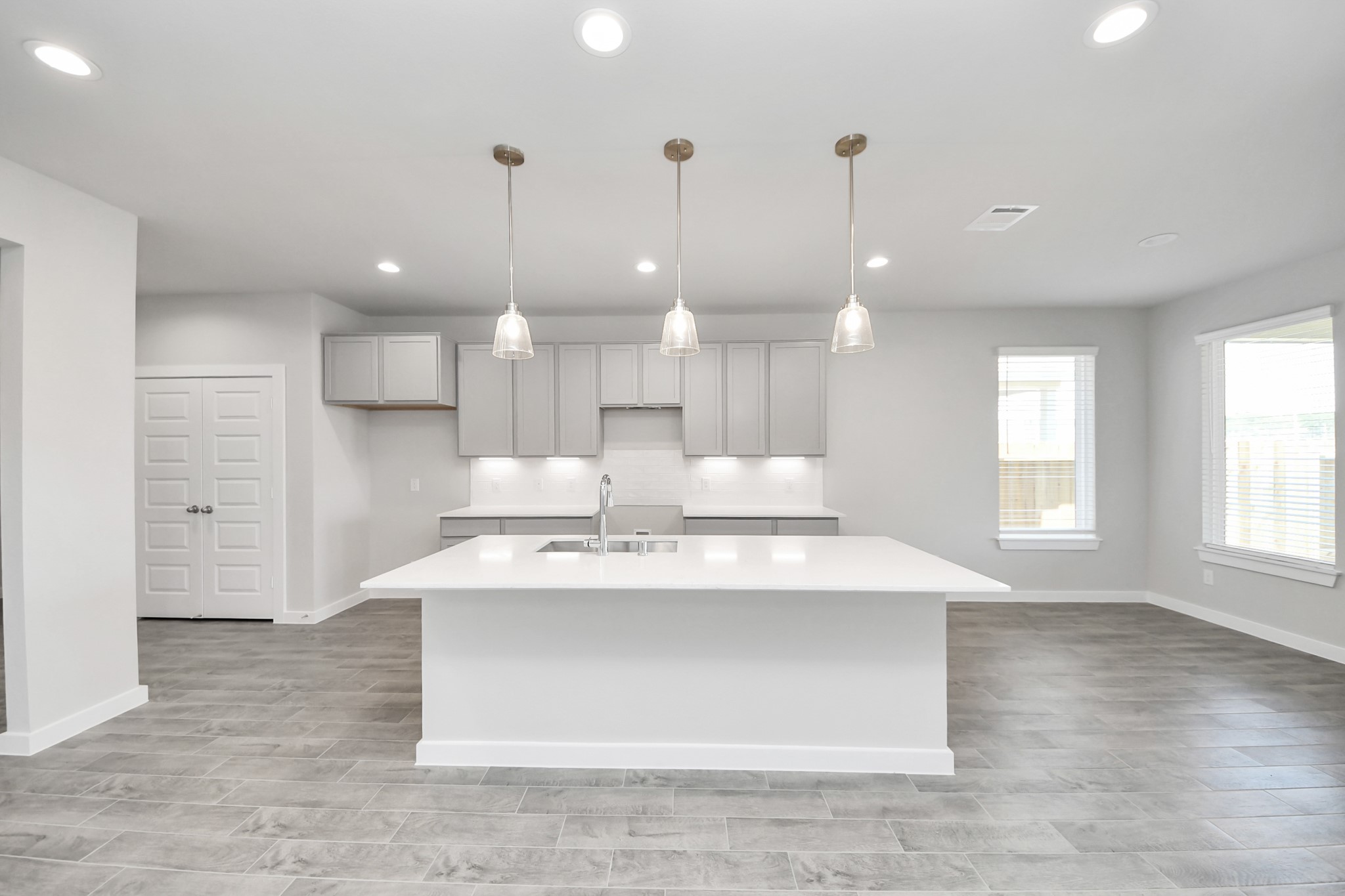 14607 Surfbird Lane Property Photo 18