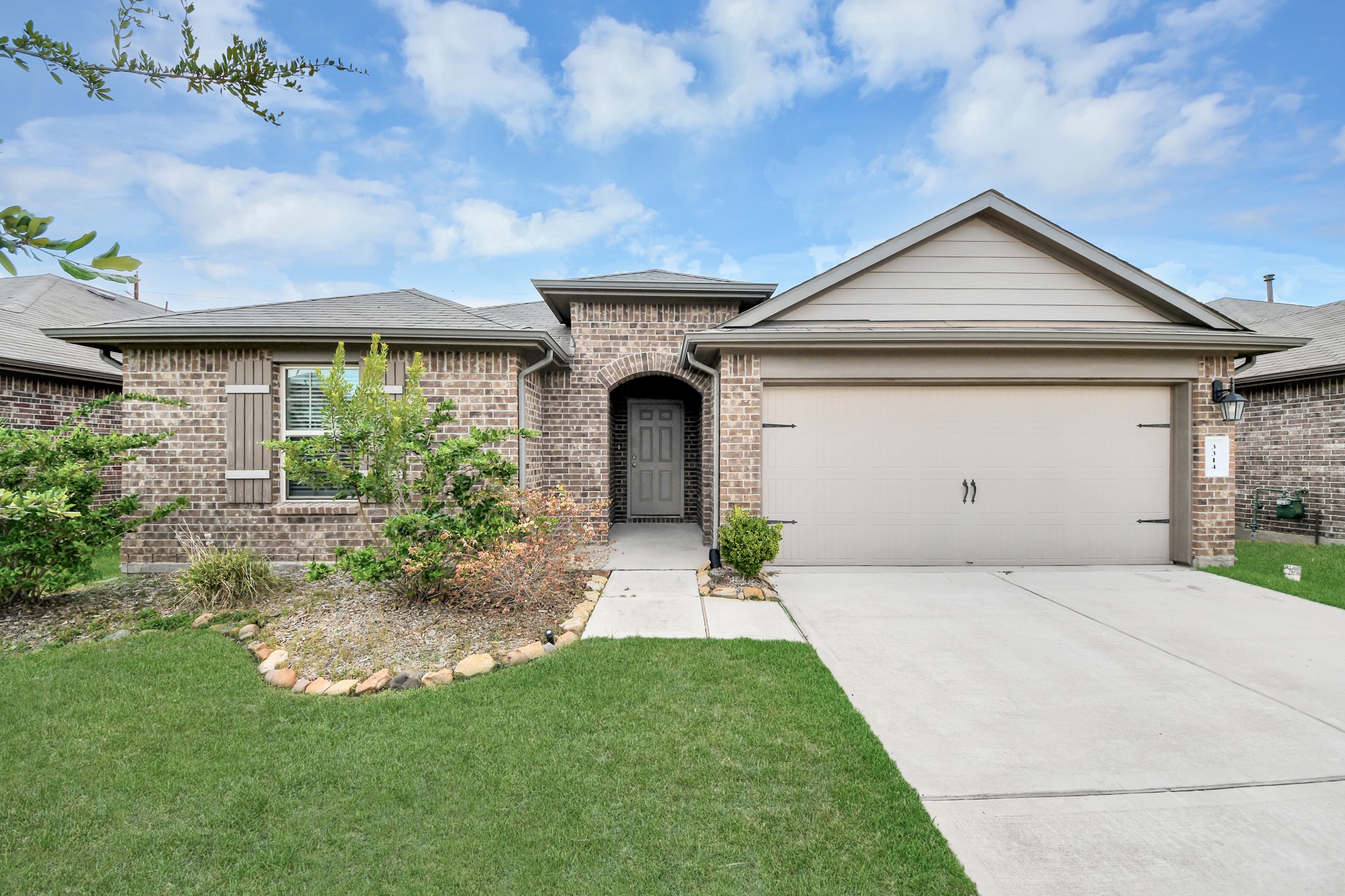3314 Zephyr Park Ln Property Photo 2