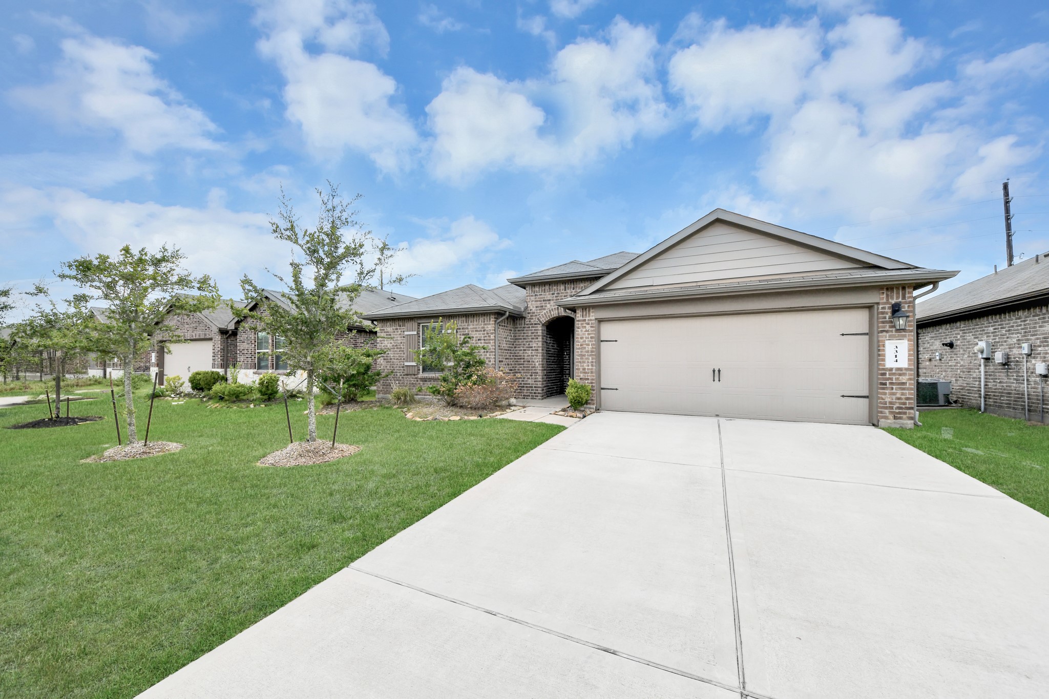 3314 Zephyr Park Ln Property Photo 3