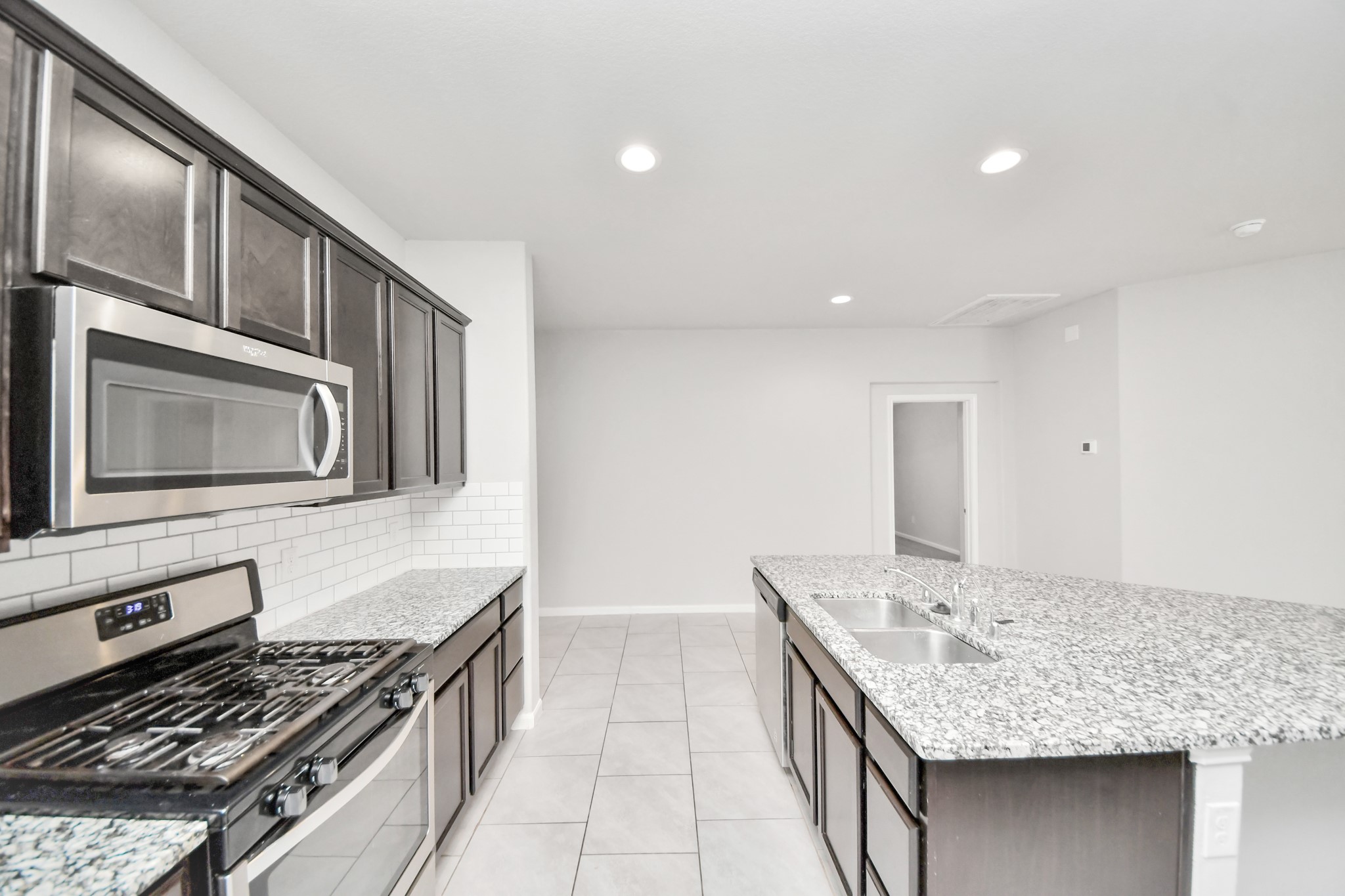 3314 Zephyr Park Ln Property Photo 18