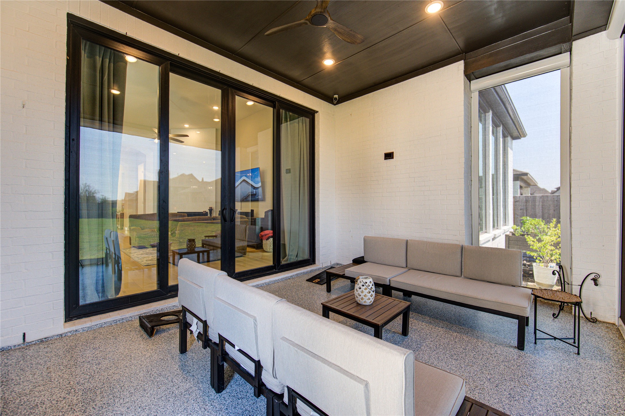 6811 Mirabeau Lane Property Photo 43