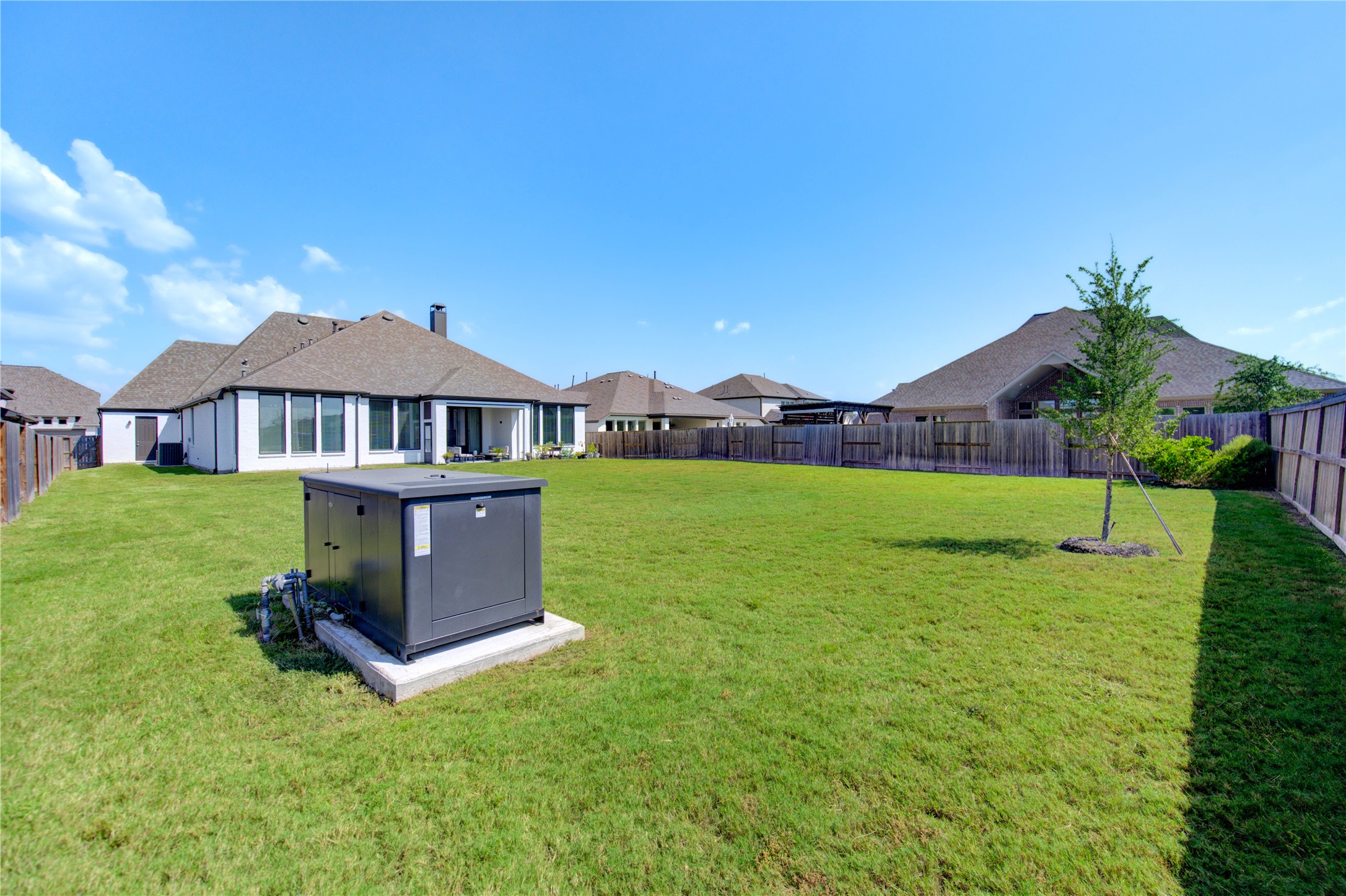 6811 Mirabeau Lane Property Photo 44