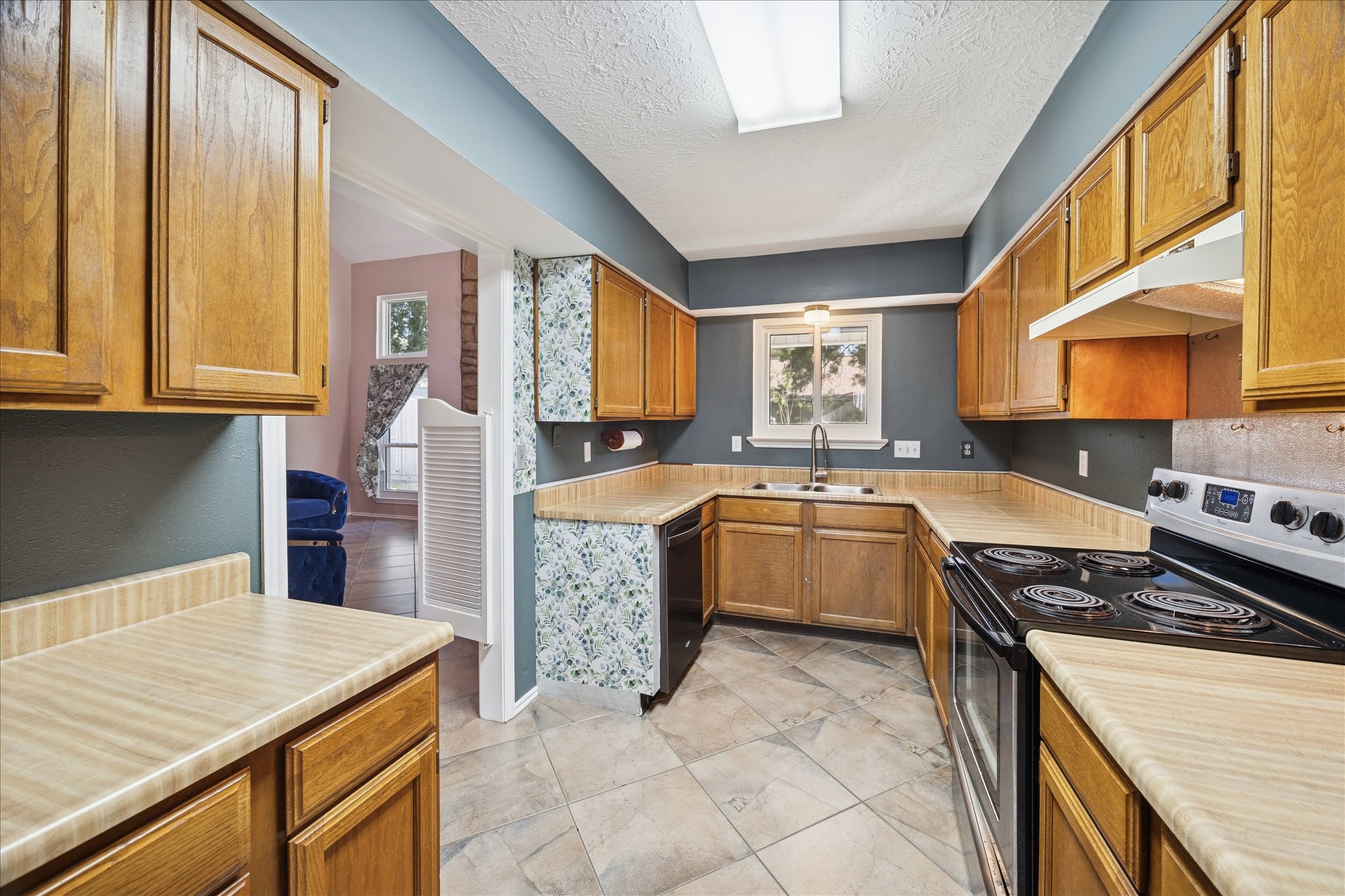 7515 Gold Dust Lane Property Photo 8