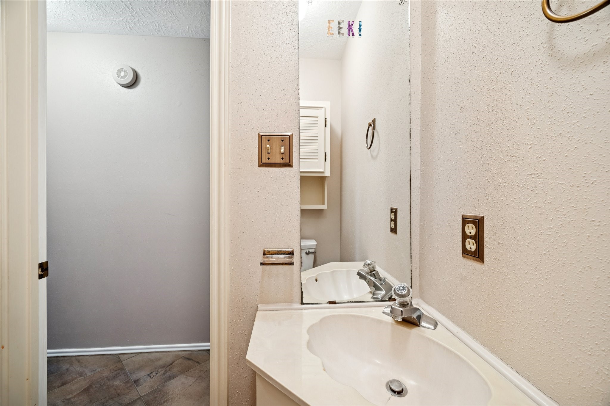7515 Gold Dust Lane Property Photo 10