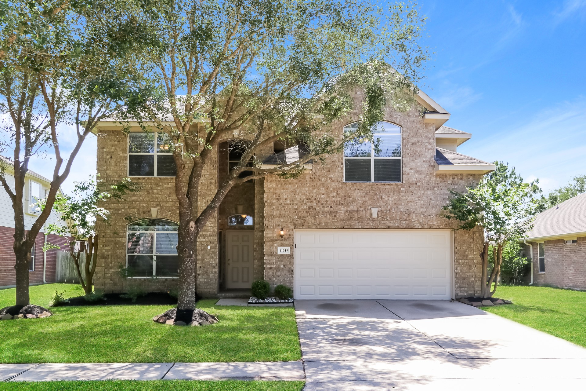 11319 Sandermeyer Drive Property Photo 1