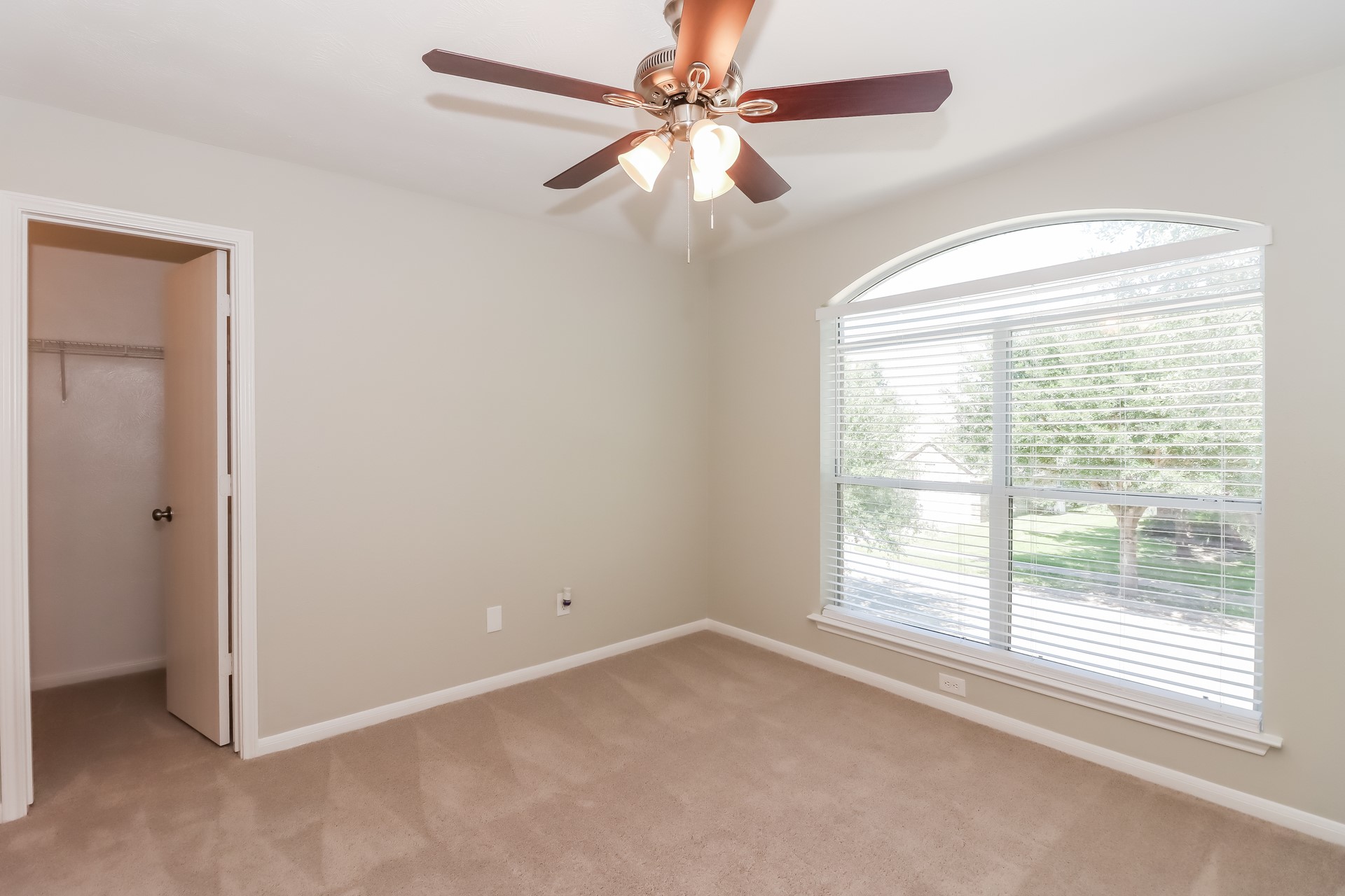 11319 Sandermeyer Drive Property Photo 13