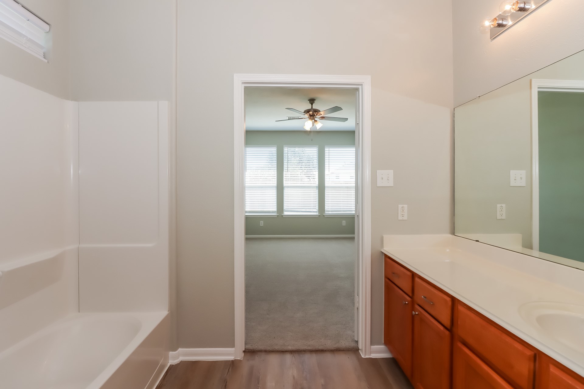 11319 Sandermeyer Drive Property Photo 15