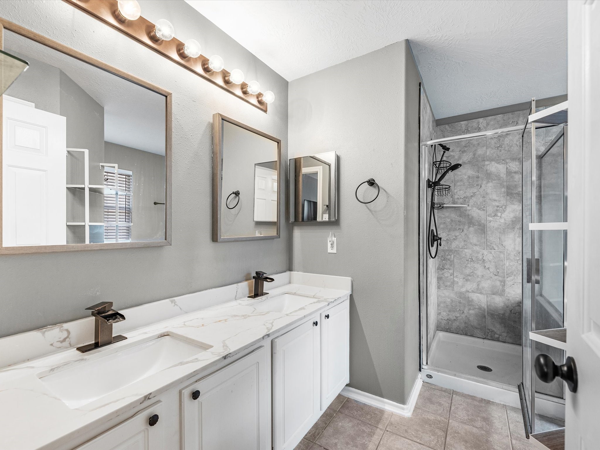 17531 Olympic Park Lane Property Photo 17