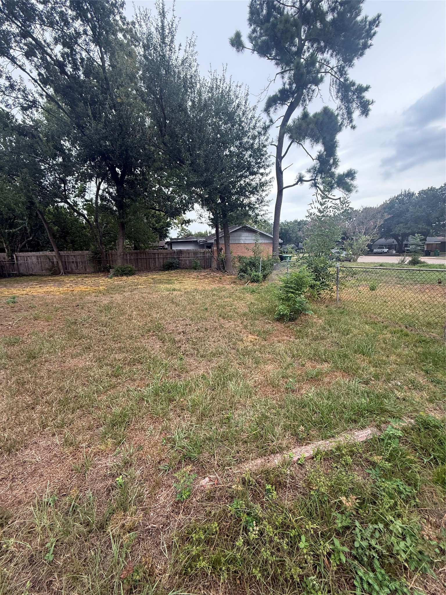 5206 W 43 Property Photo 1