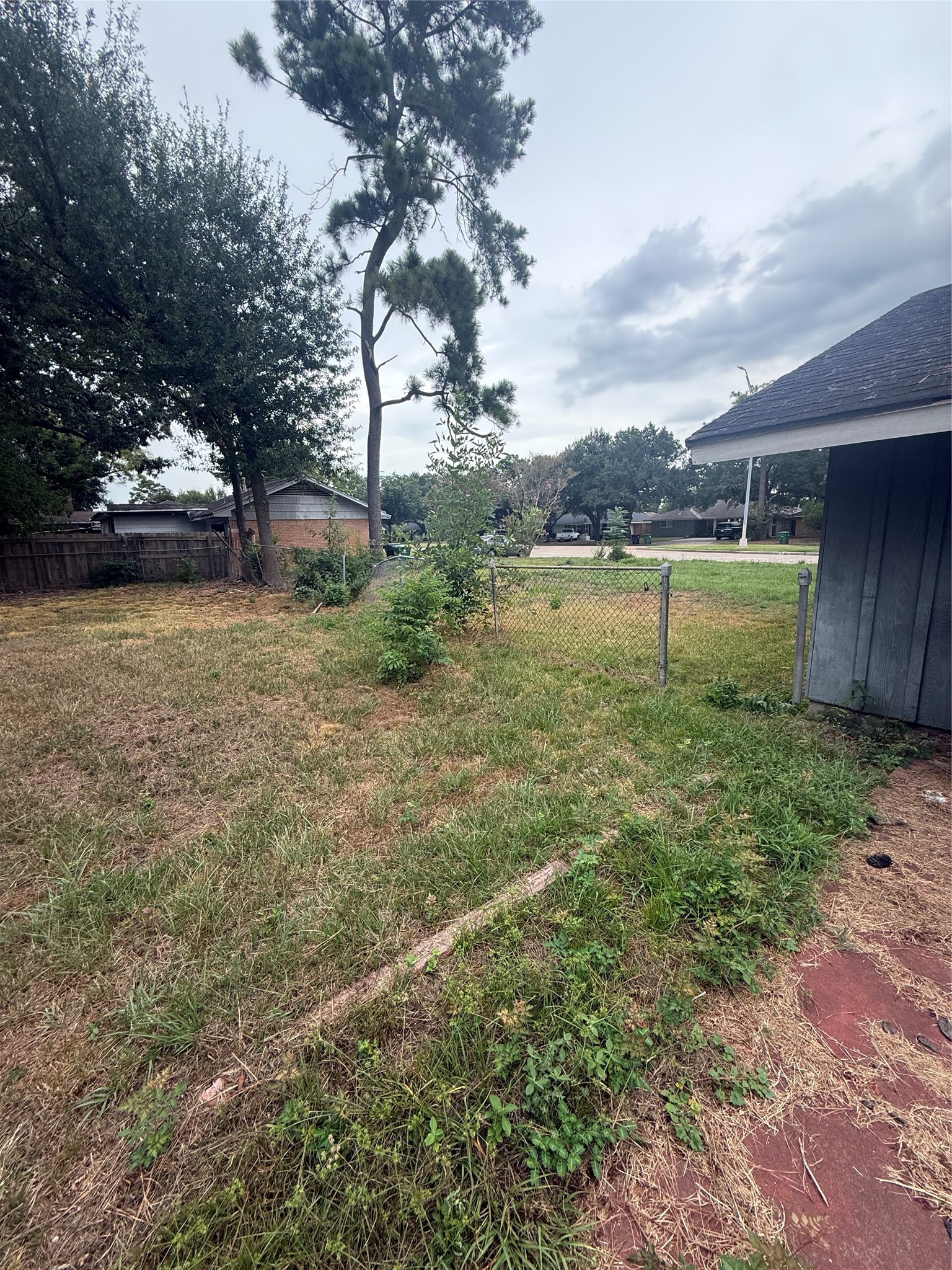 5206 W 43 Property Photo 10