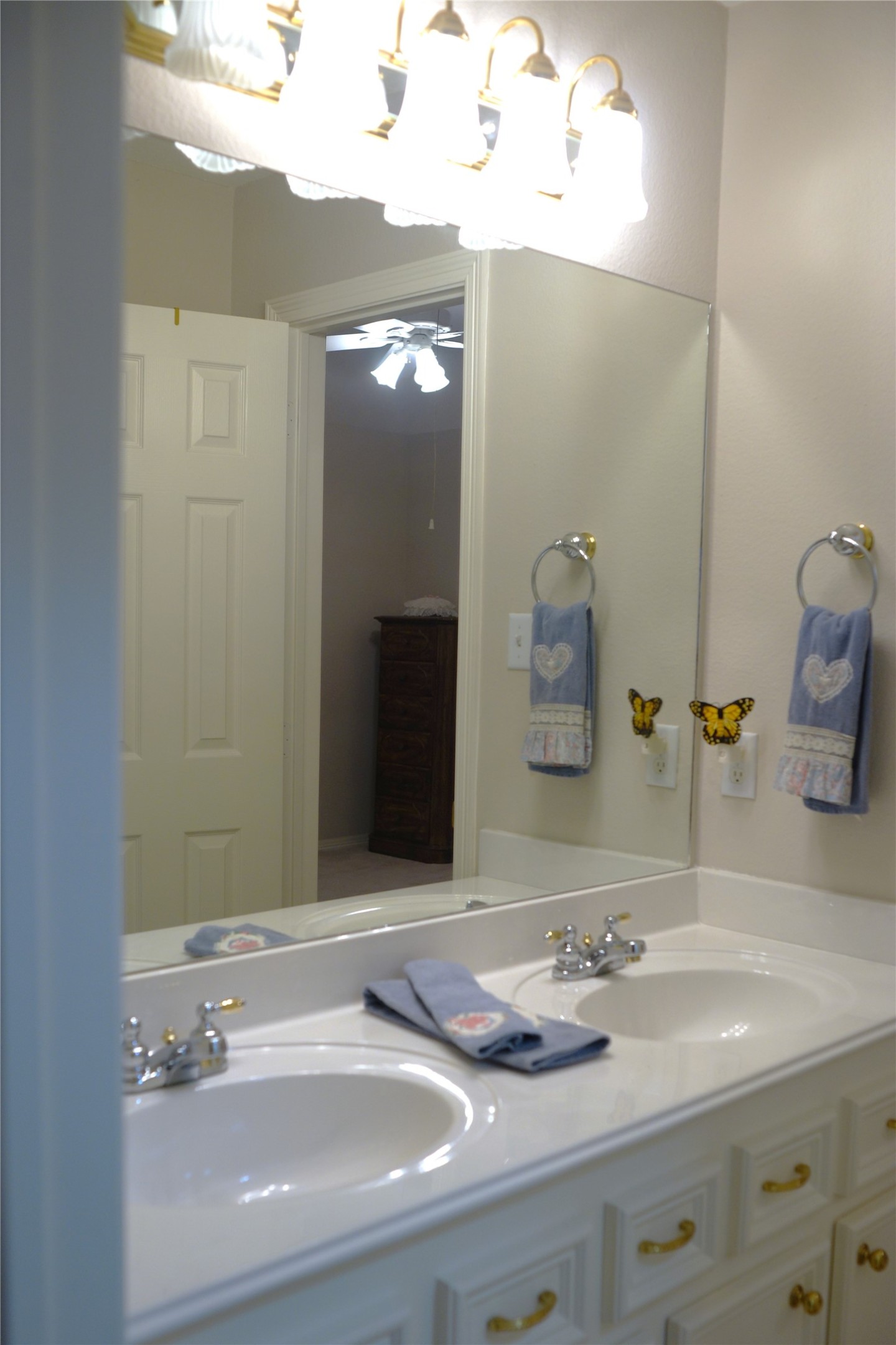 14206 Spring Pines Drive Property Photo 35