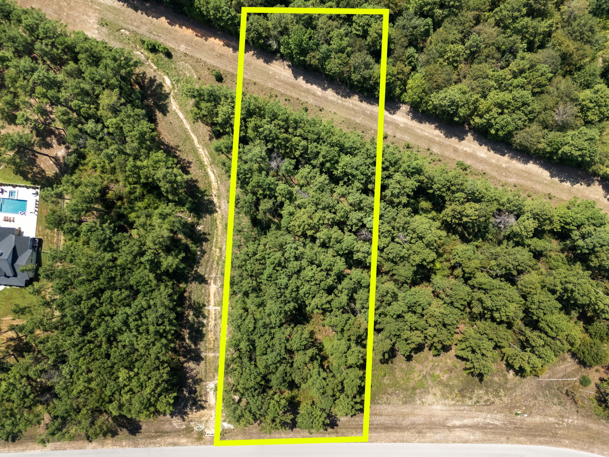 15735 Wooded Trail Way Property Photo 9