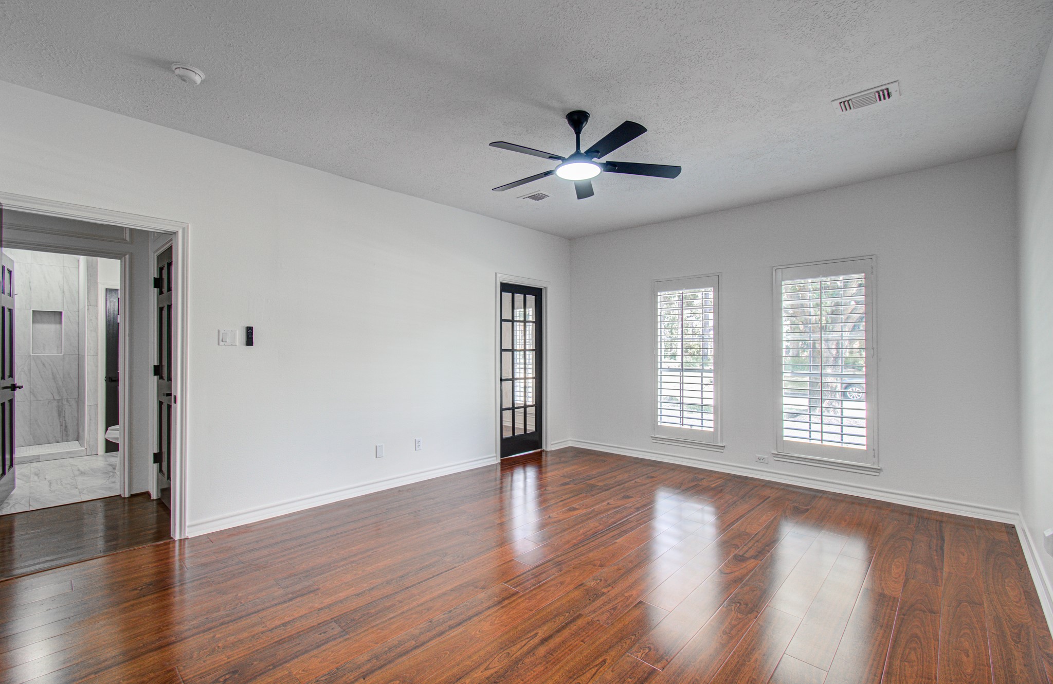 14635 Rosehill Drive Property Photo 7