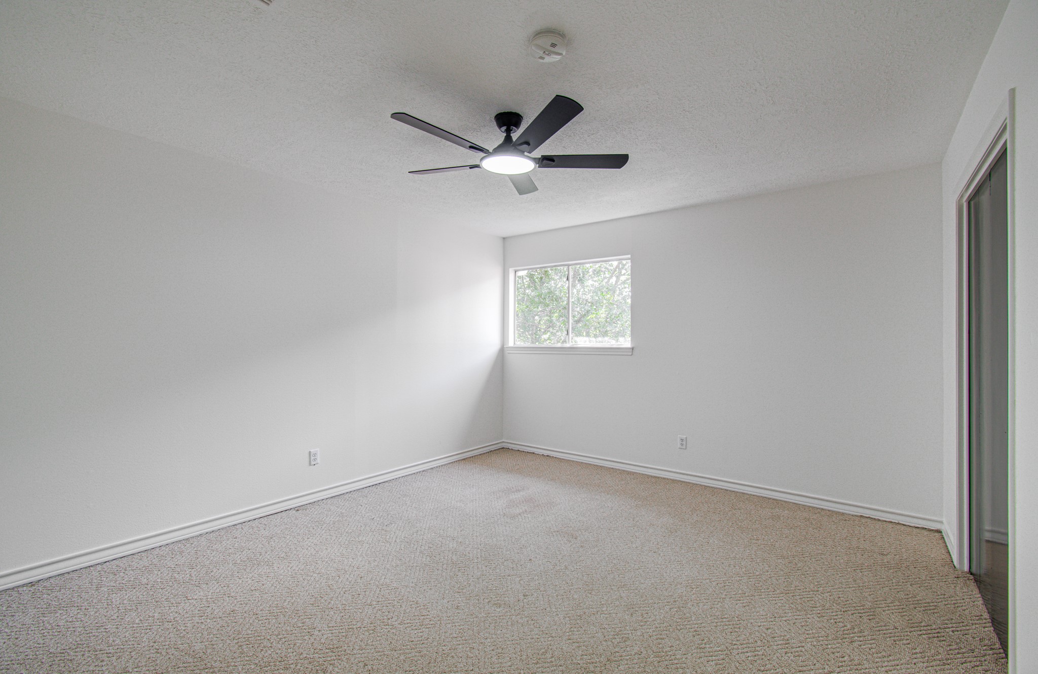 14635 Rosehill Drive Property Photo 35
