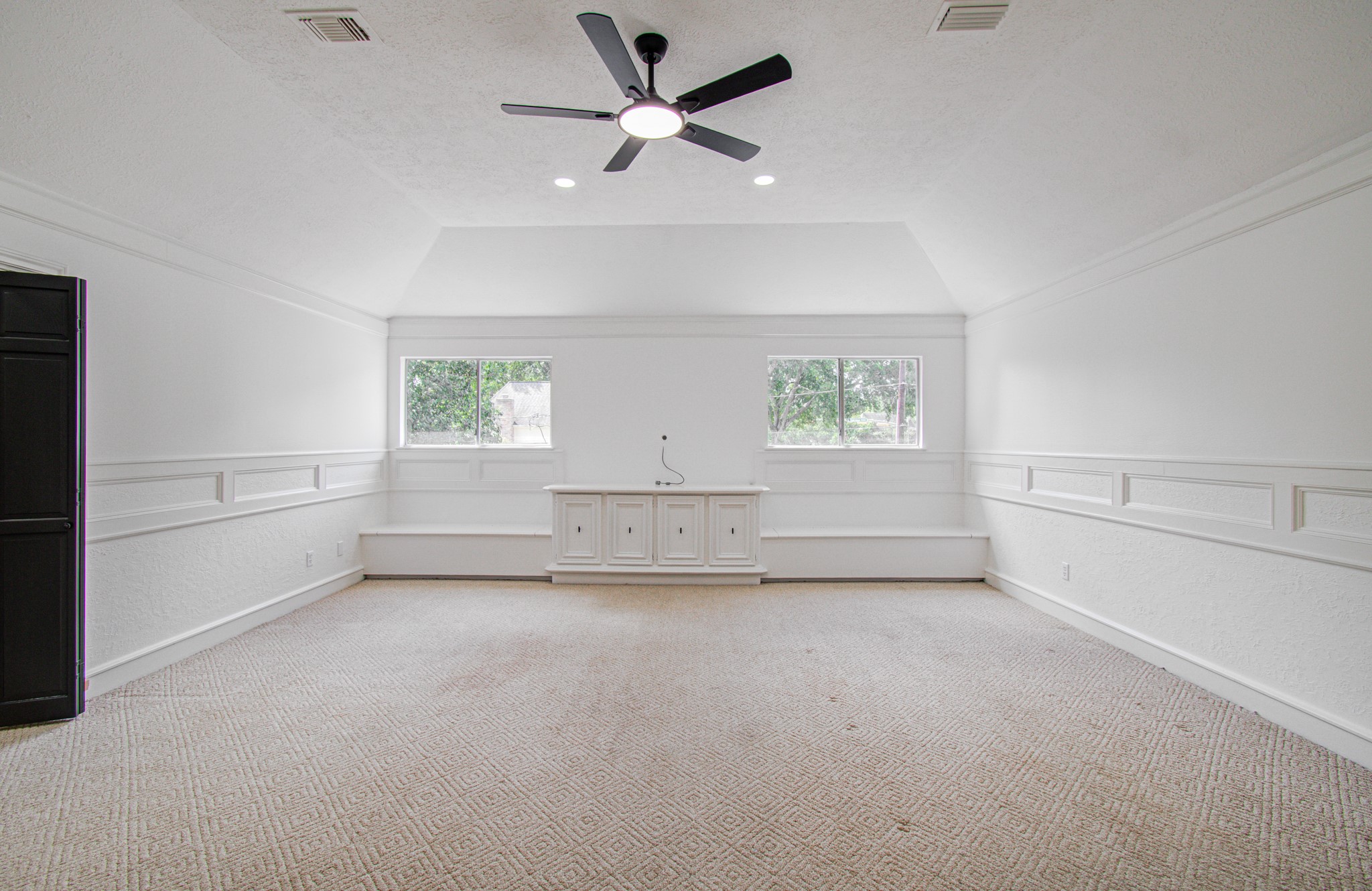 14635 Rosehill Drive Property Photo 40