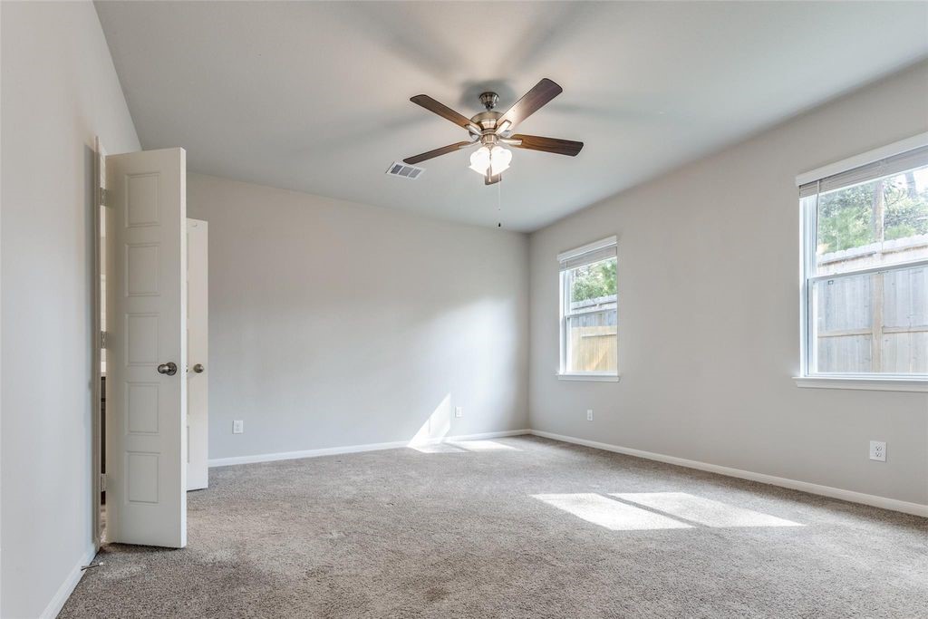 22822 Ephesus Avenue Property Photo 5
