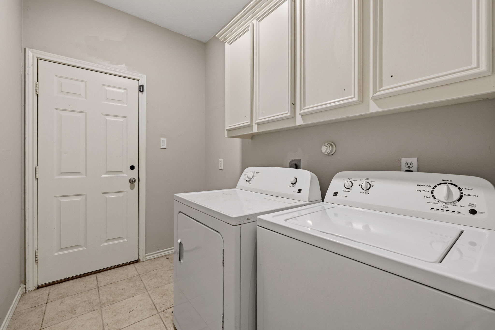 909 Katie Lane Property Photo 21