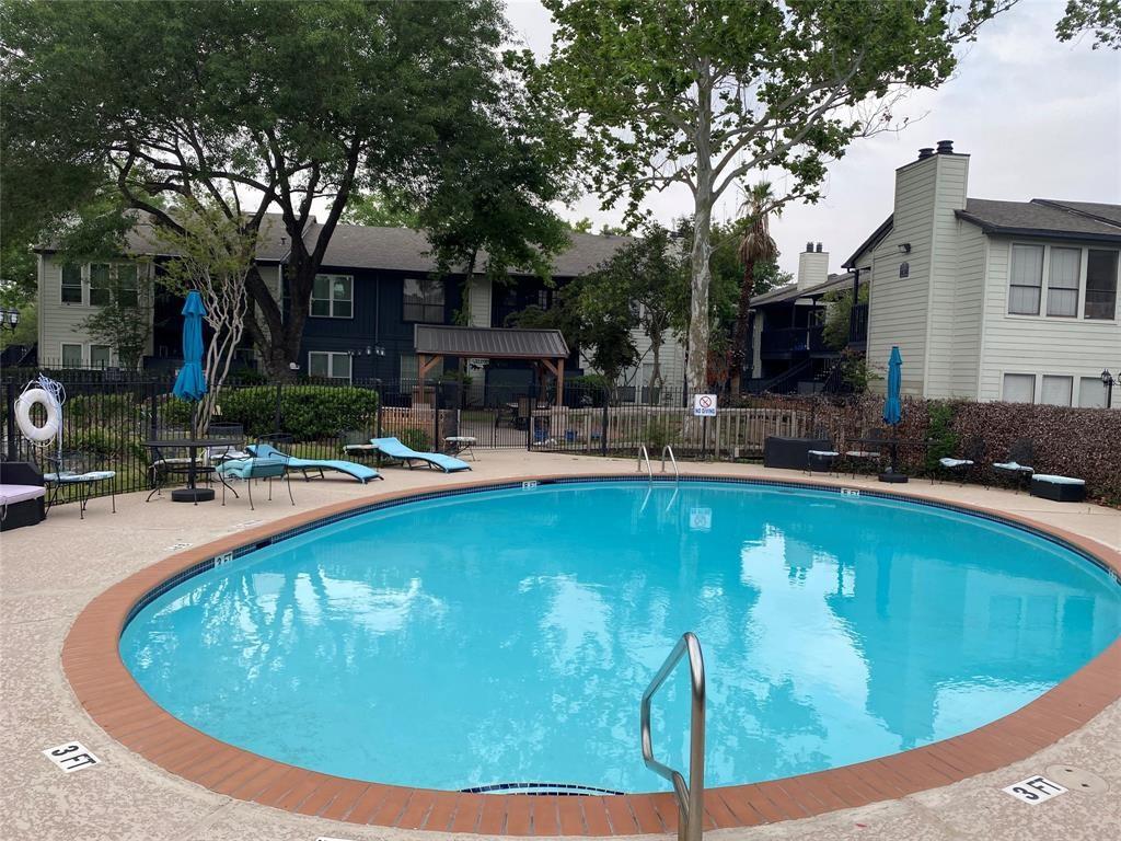 9009 Richmond Avenue # 405, Houston Tx 77063 Property Photo 1