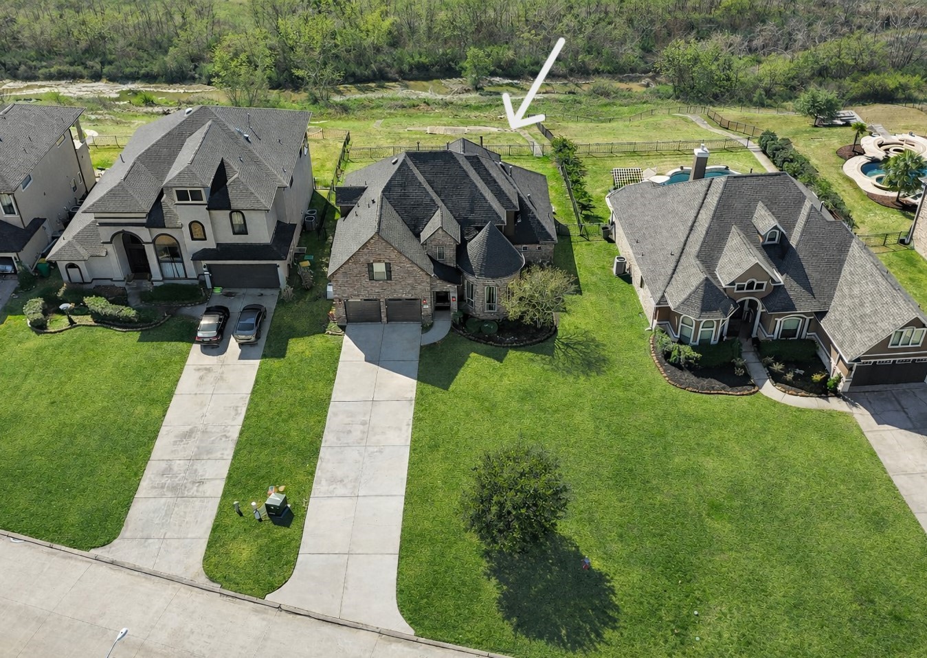 116 Waterstone Drive Property Photo 4