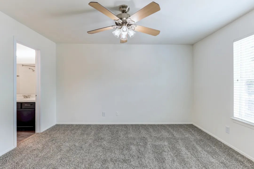 1100 Graham Drive 616 Property Photo 10