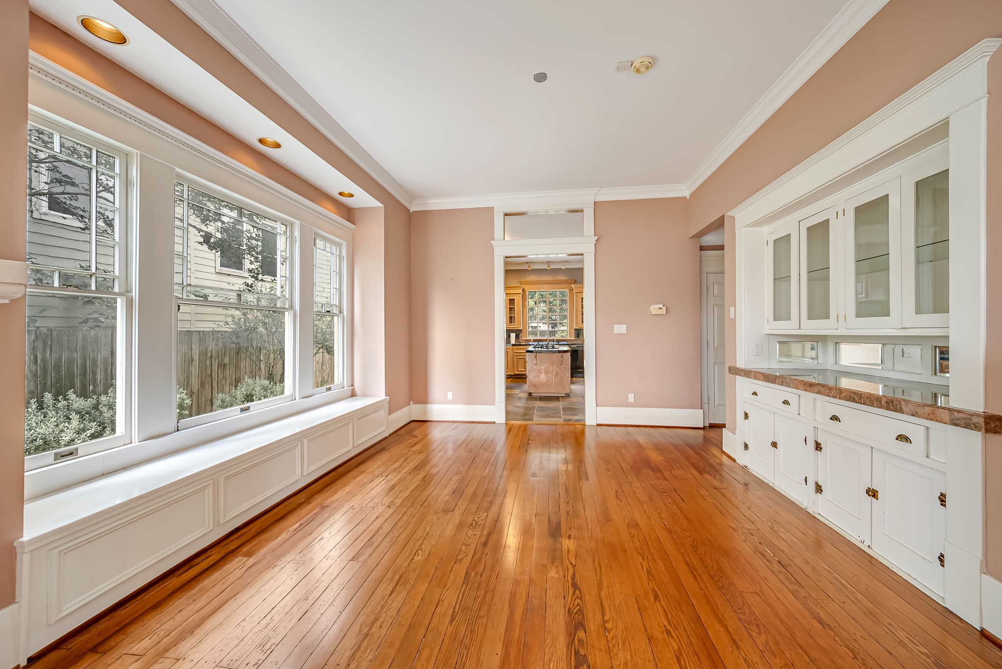2009 Arlington Street Property Photo 17