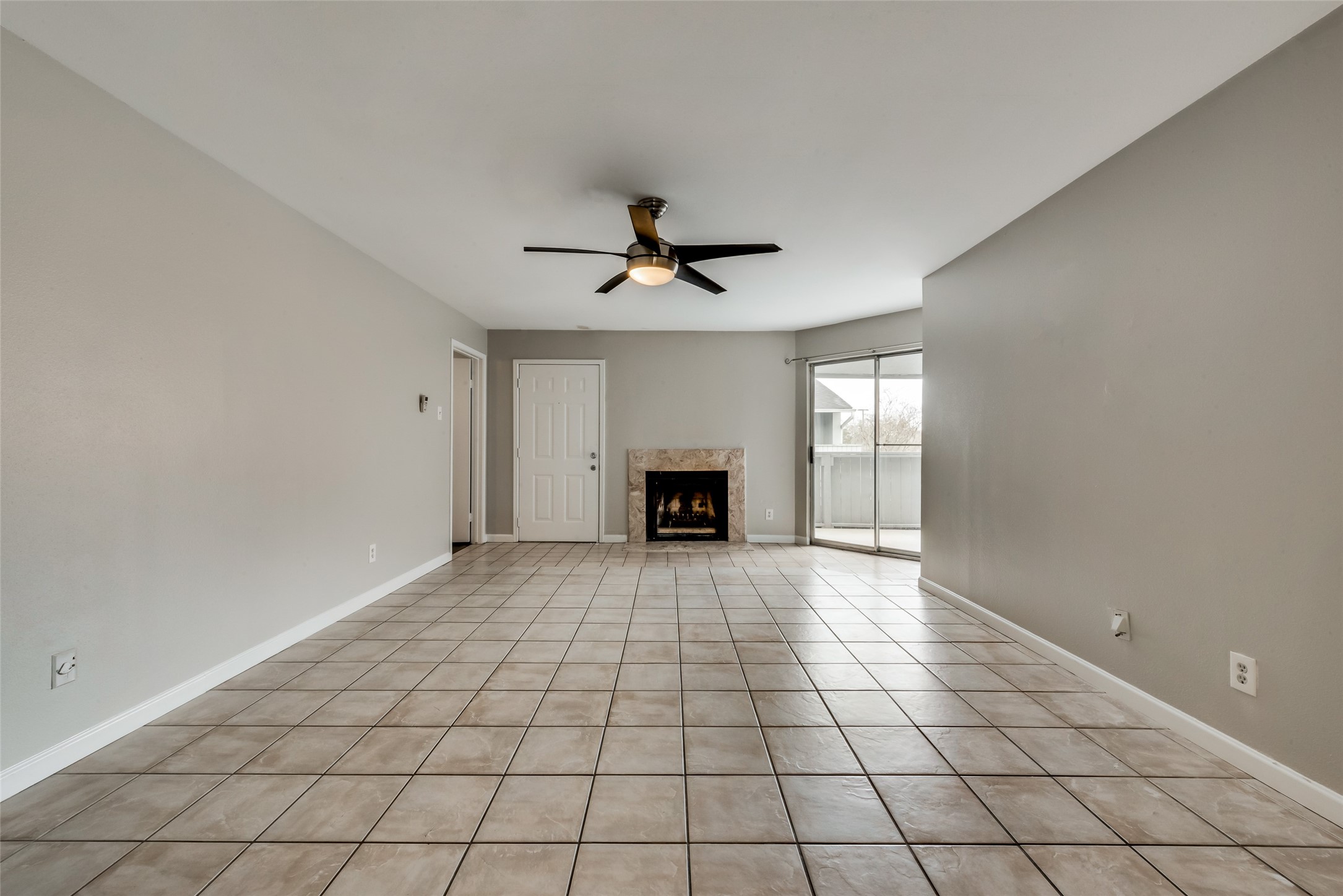 8787 Brae Acres Road 406 Property Photo 1