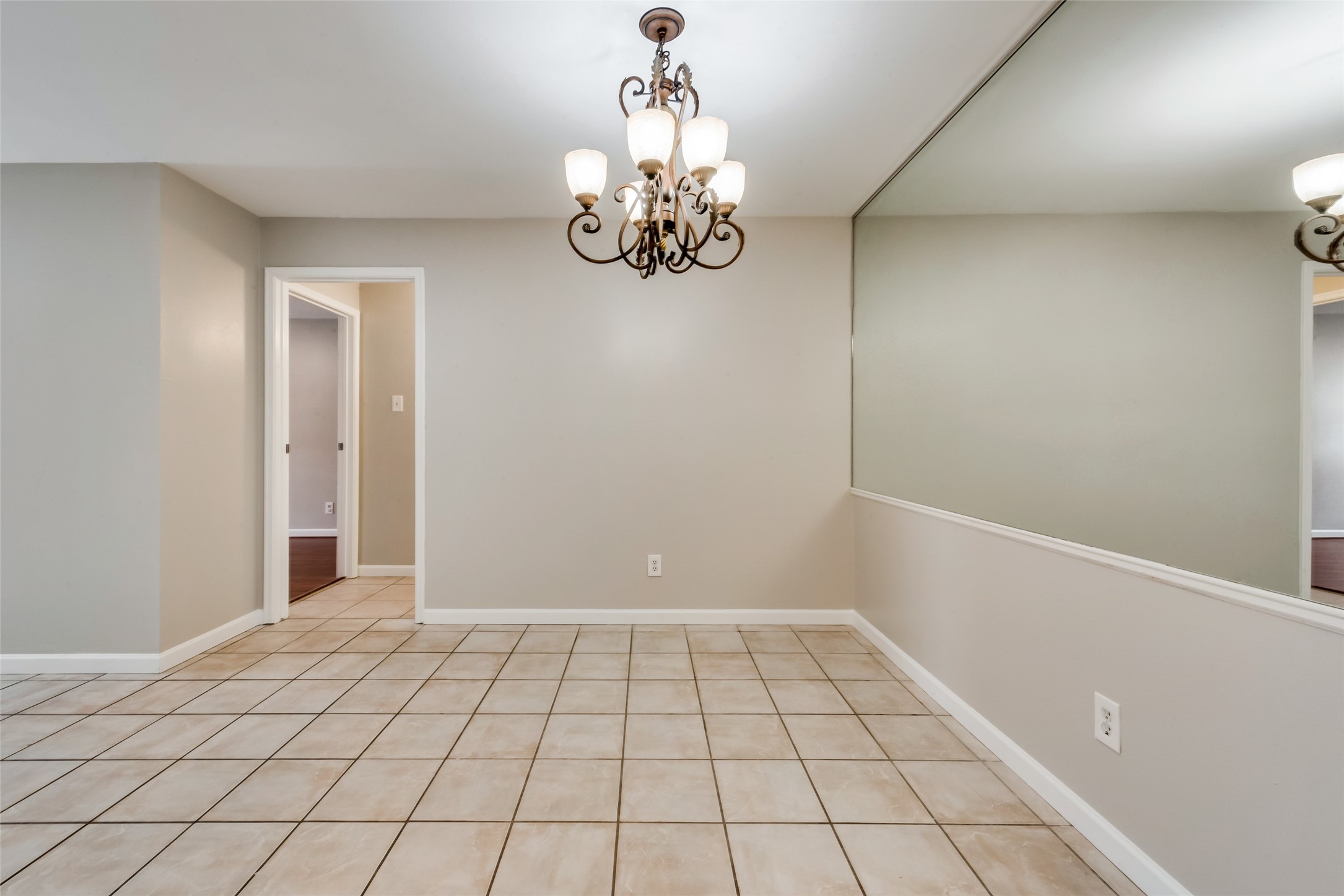 8787 Brae Acres Road 406 Property Photo 3