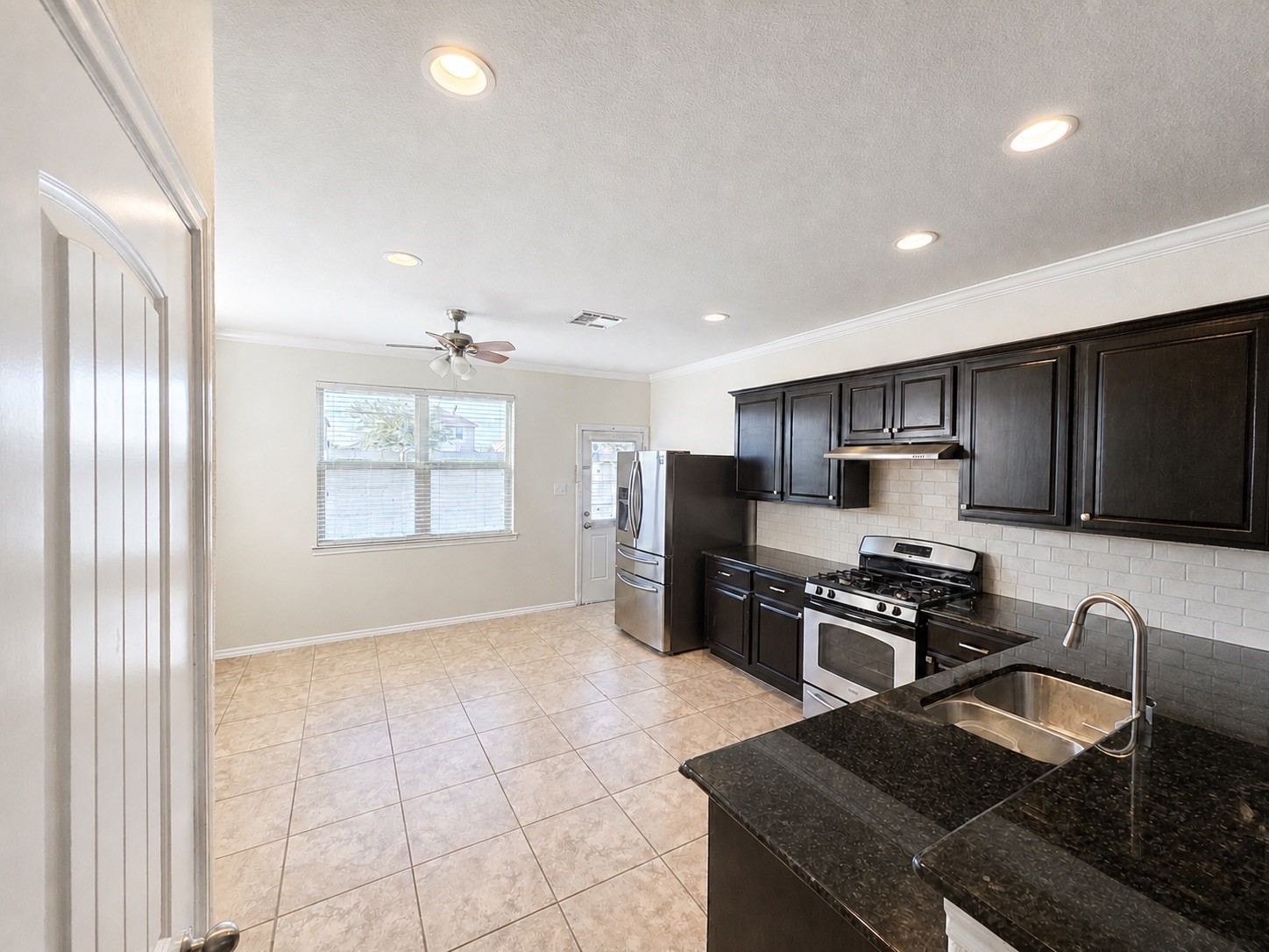 4319 Amaryllis Avenue Property Photo 10