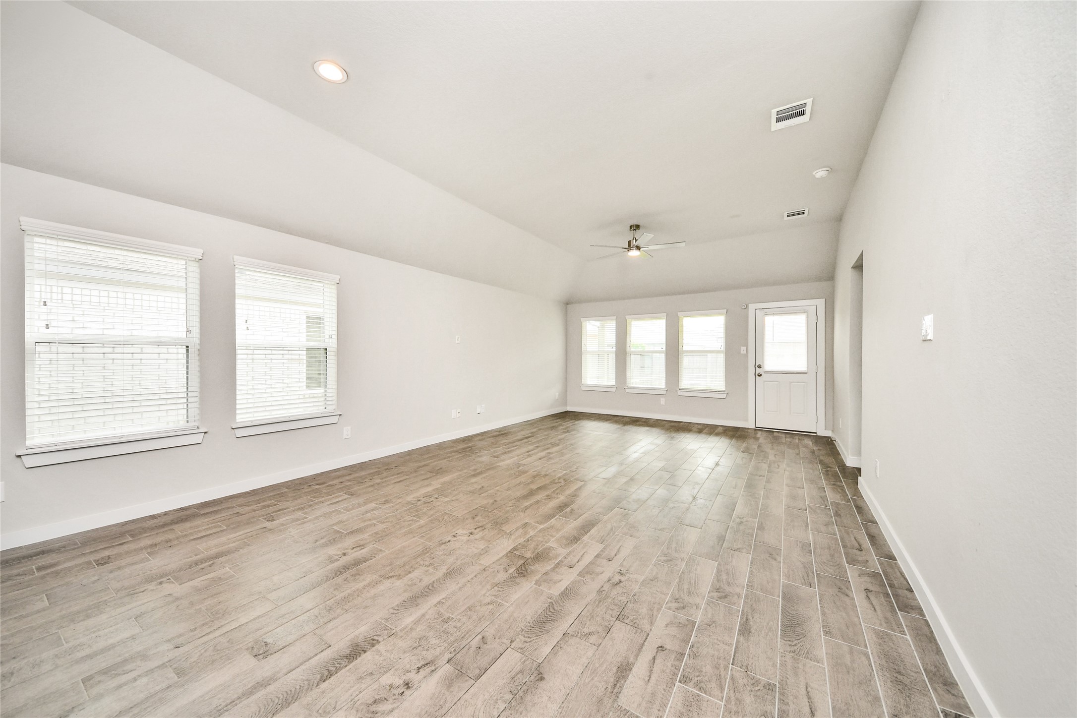 4326 Wyanngate Drive Property Photo 12