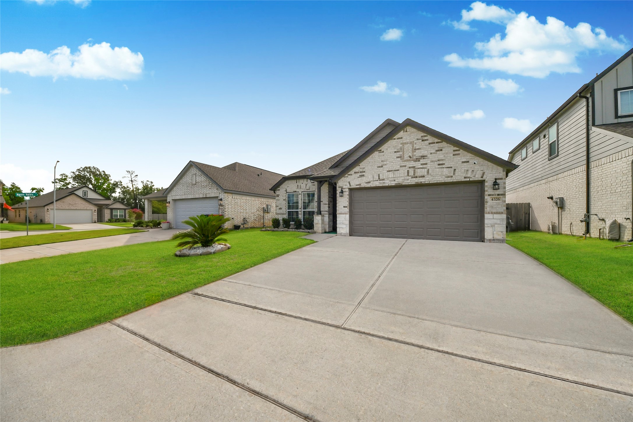 4326 Wyanngate Drive Property Photo 32
