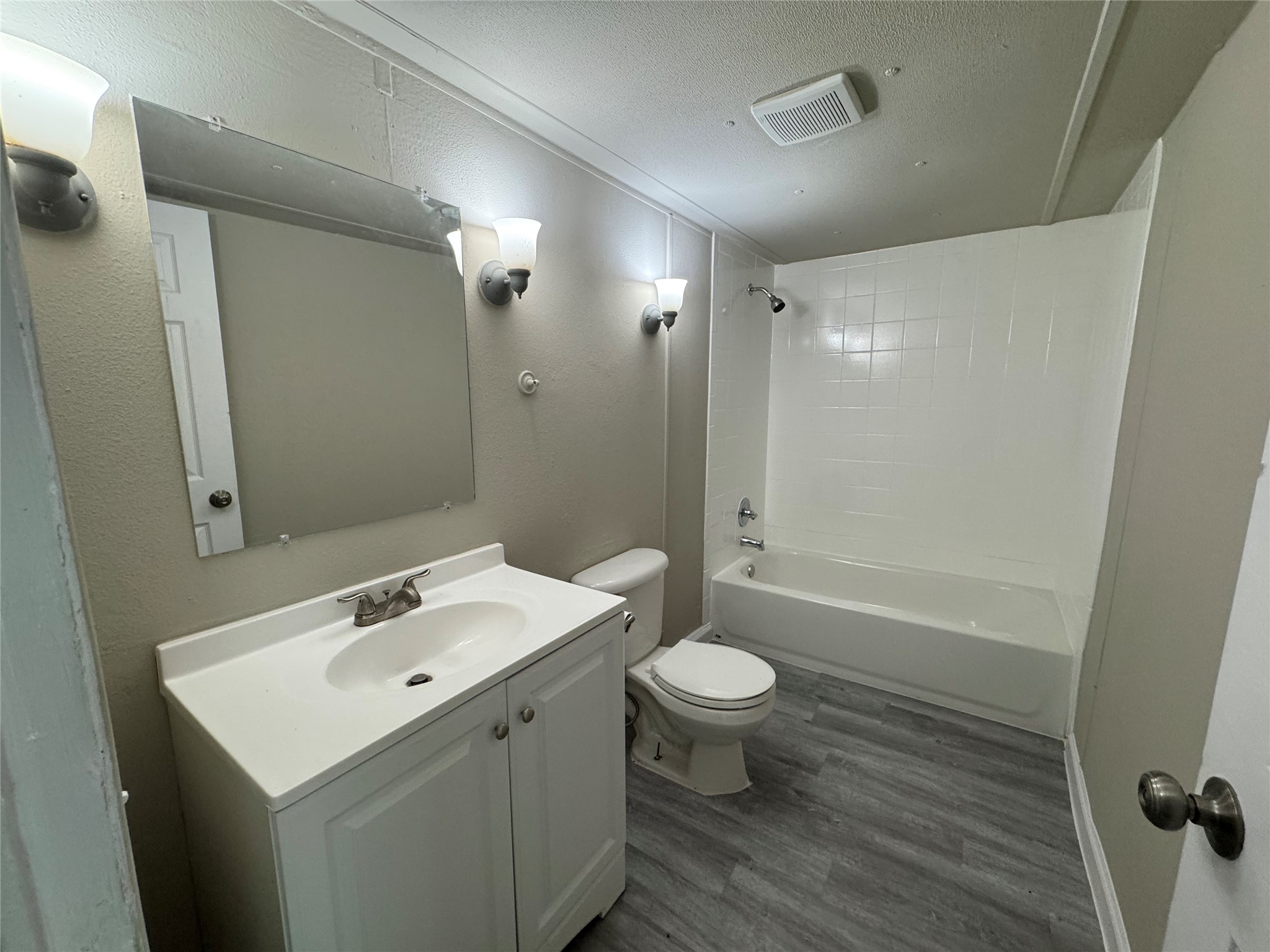 6226 County Road 48 Road Property Photo 10